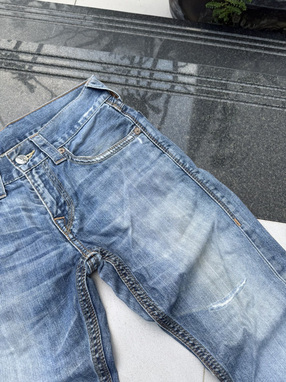 True Religion 90’s TRUE RELIGION RARE POCKET LOGO Y2K VINTAGE DENIM PANTS Size US 30 / EU 46 - 8 Thumbnail