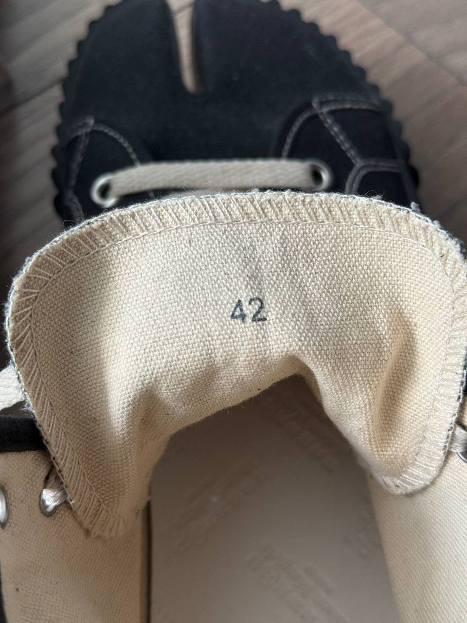 Maison Margiela Maison Margiela 22 Canvas Tabi Shoes Size US 9 / EU 42 - 8 Thumbnail