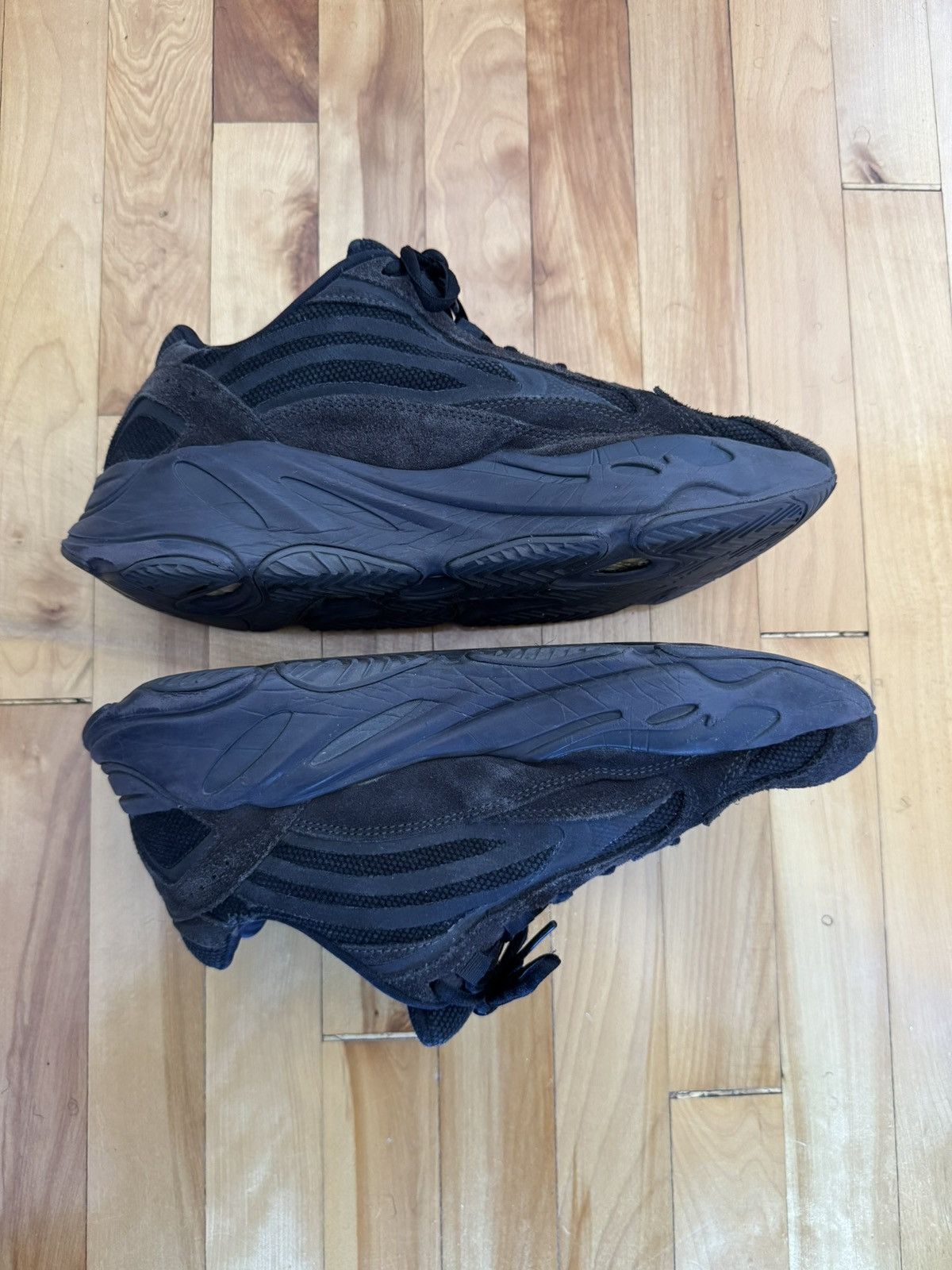 Kanye West × Yeezy Yeezy 700 Vanta Size US 9.5 / EU 42-43 - 6 Thumbnail