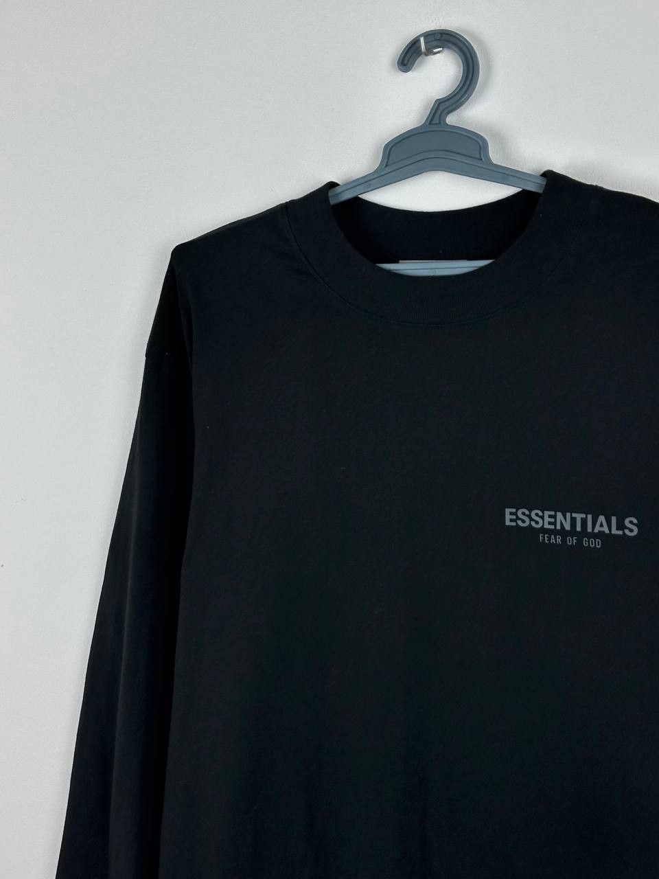 Fear of God Fear of God Essentials Black Longsleeve T Shirt Size US XL / EU 56 / 4 - 2 Thumbnail