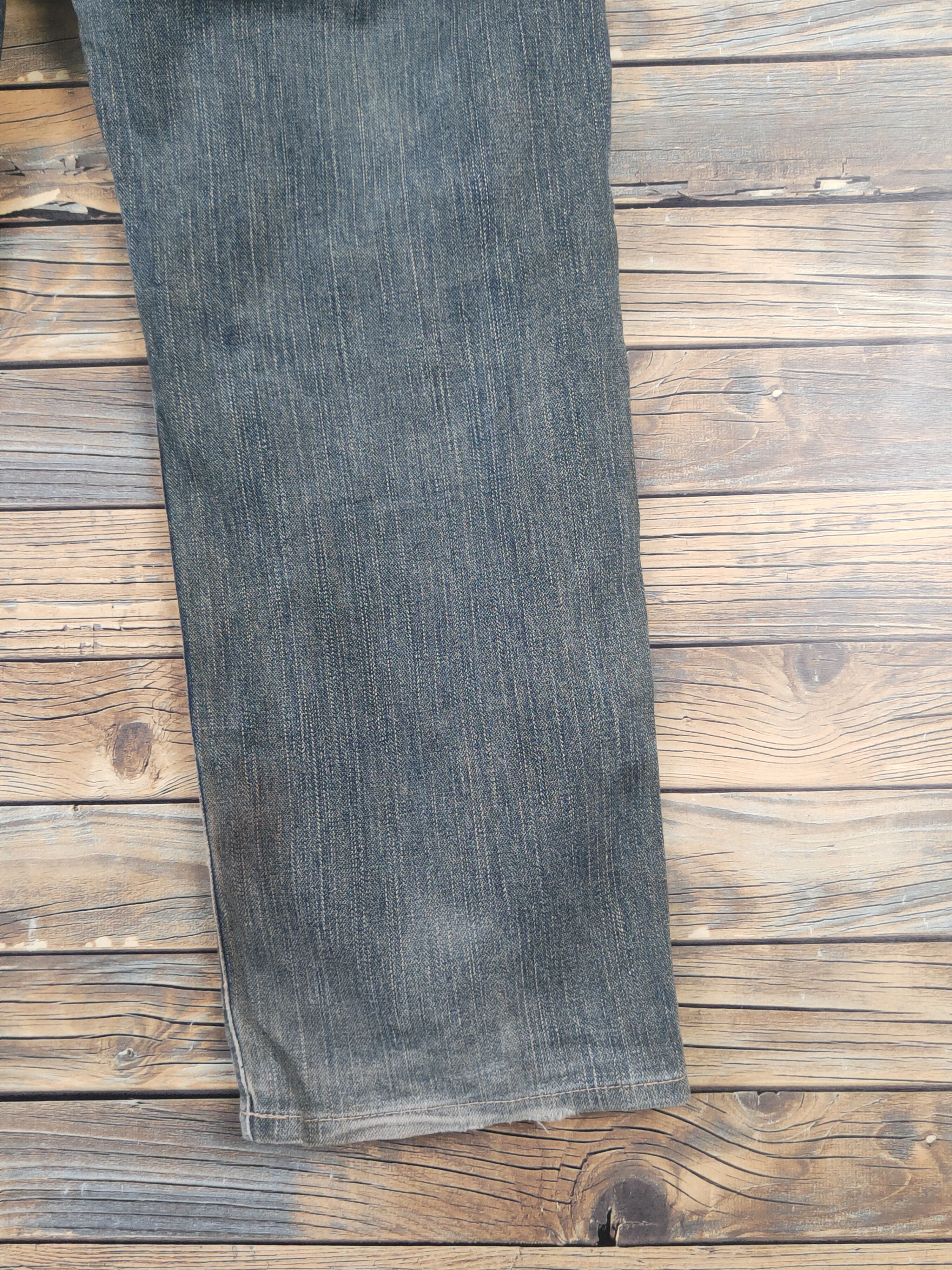 Vintage Wrangler Dark Blue Distressed Ripped denim Jeans #W1875 Size US 35 - 12 Thumbnail