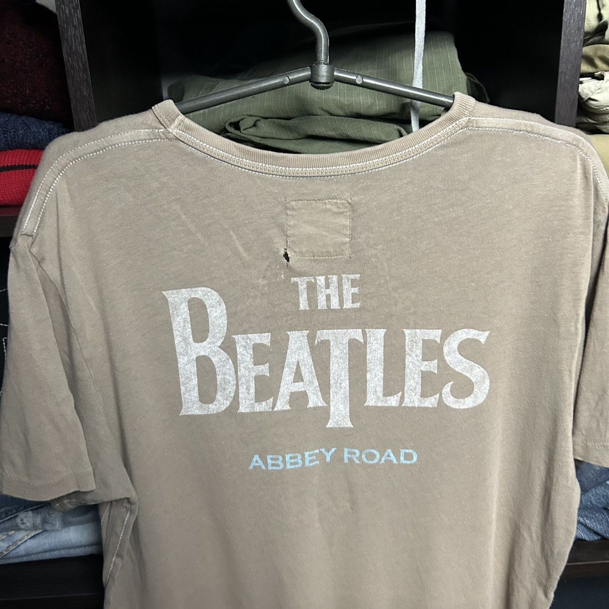 Band Tees Vintage The Beatles Big Graphic logo 2000’s rock band tee Size US M / EU 48-50 / 2 - 8 Thumbnail