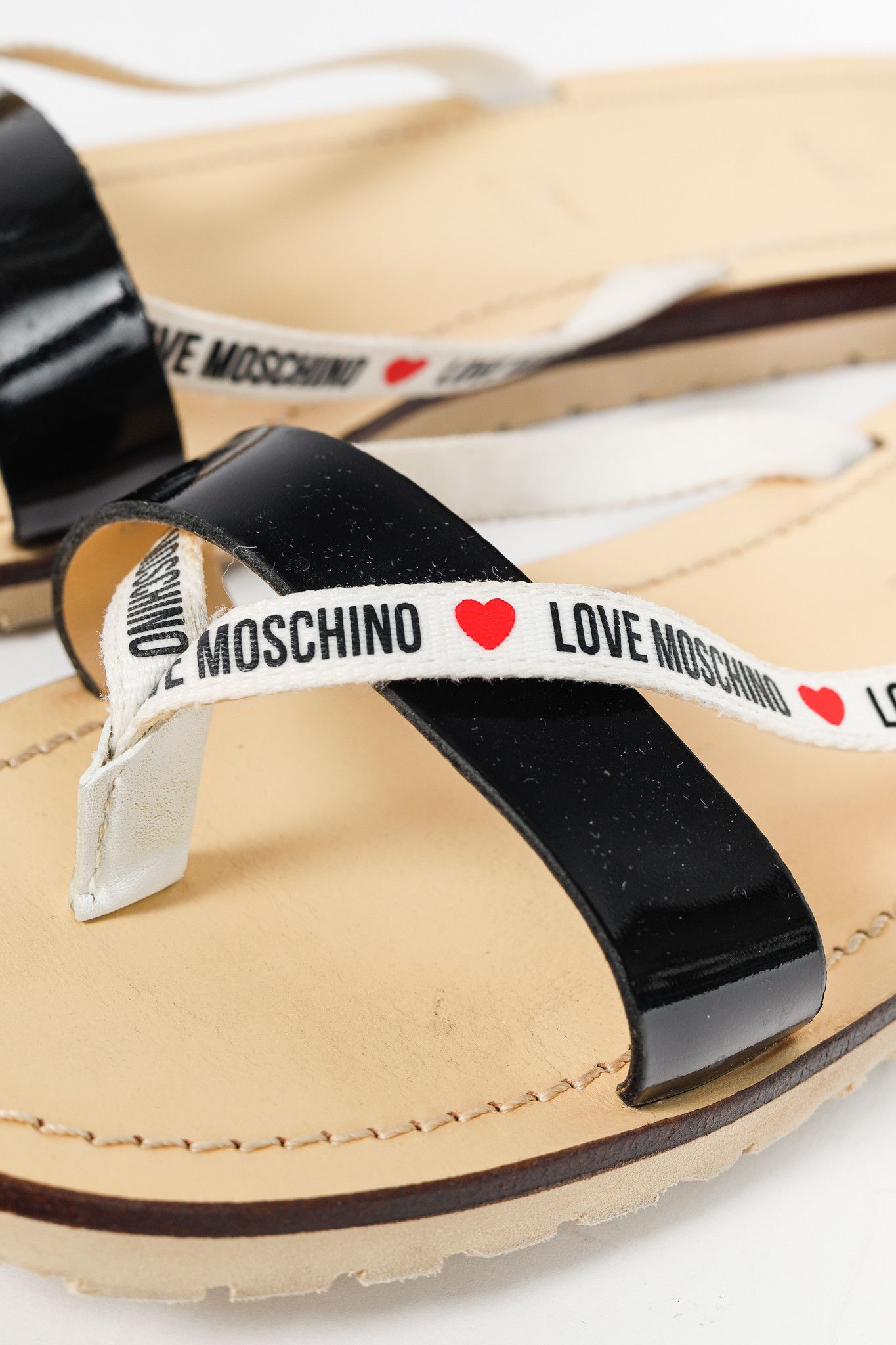 Love Moschino Love Moschino Black PVC Logo-Strap Thong Sandals Size US 8.5 / IT 38.5 - 8 Thumbnail