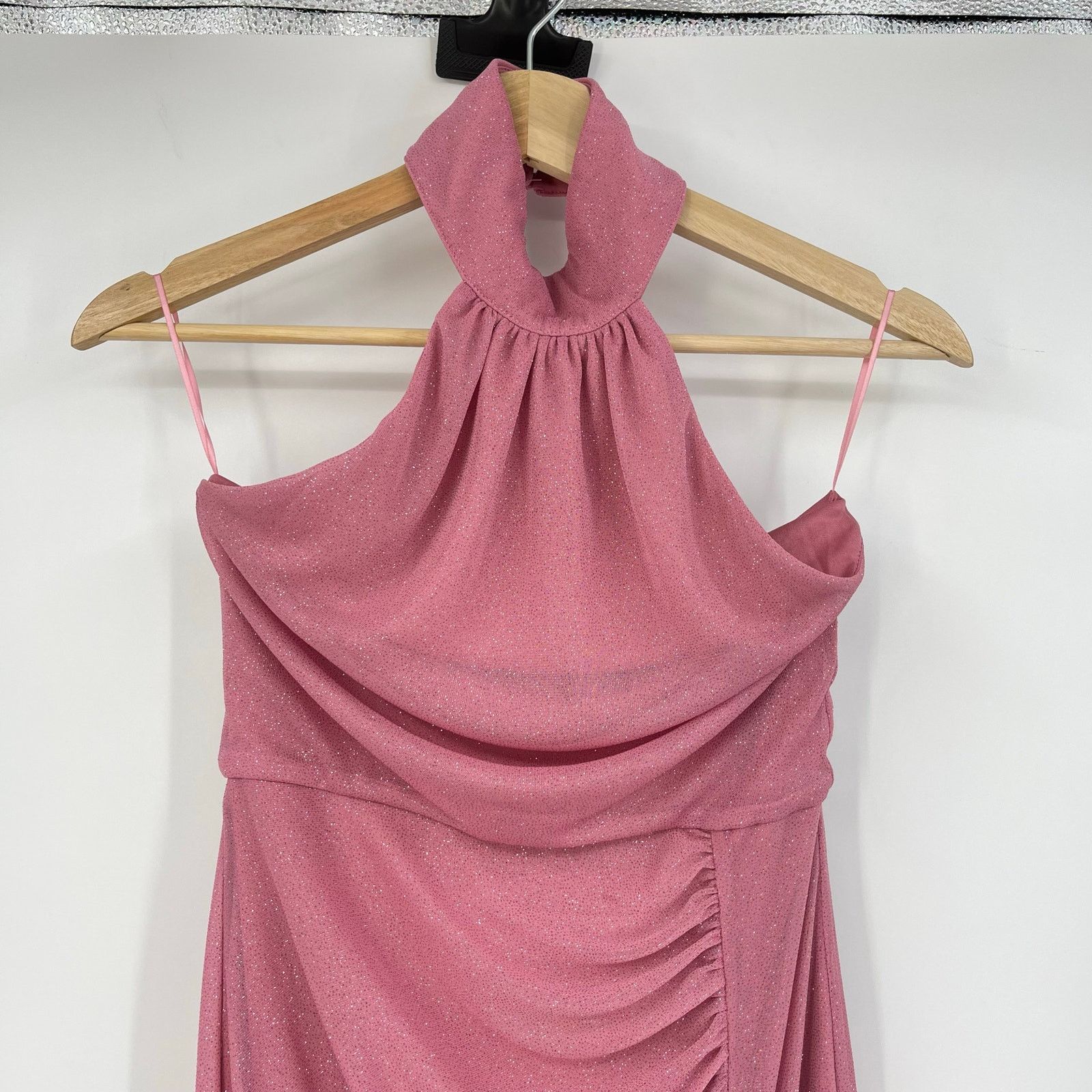 superdown superdown | Bea Halter Maxi Dress in Pink Glitter S Size S / US 4 / IT 40 - 6 Thumbnail