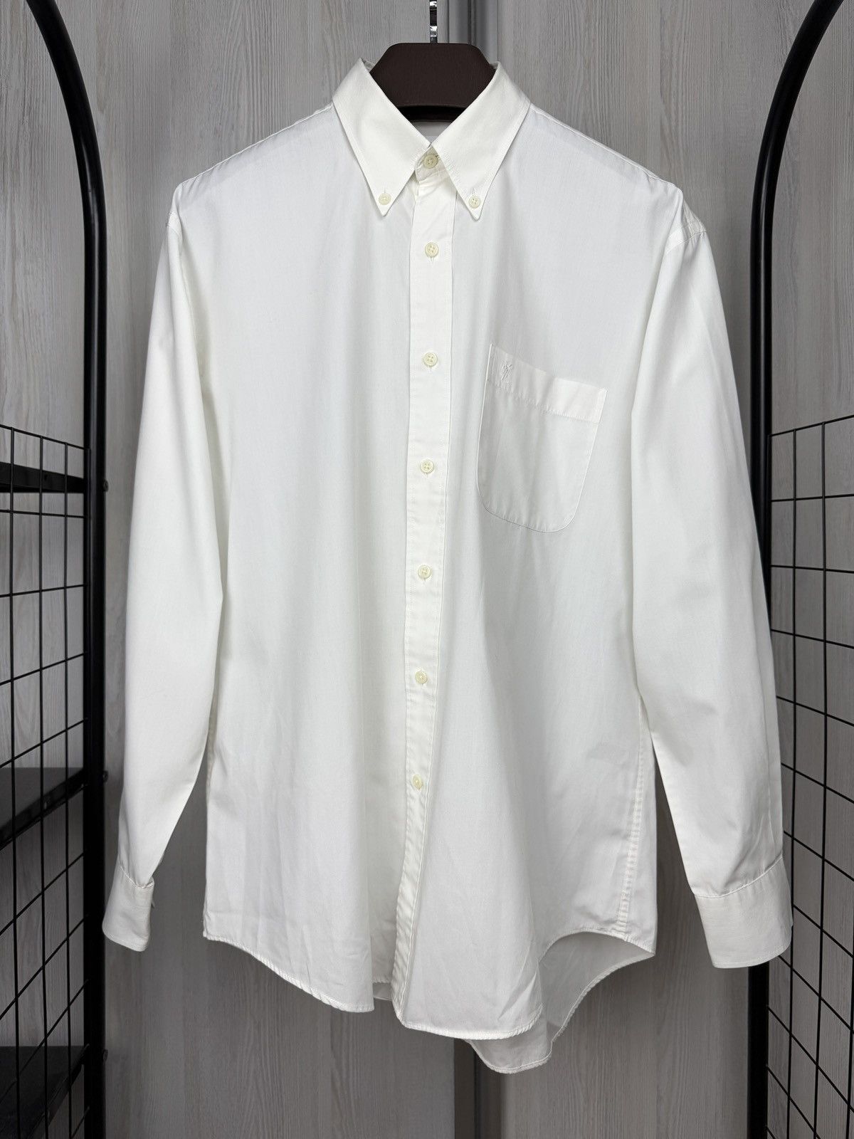 Yves Saint Laurent Yves Saint Laurent White Long Sleeve button up shirt 39 15.5 Size US M / EU 48-50 / 2 - 2 Thumbnail