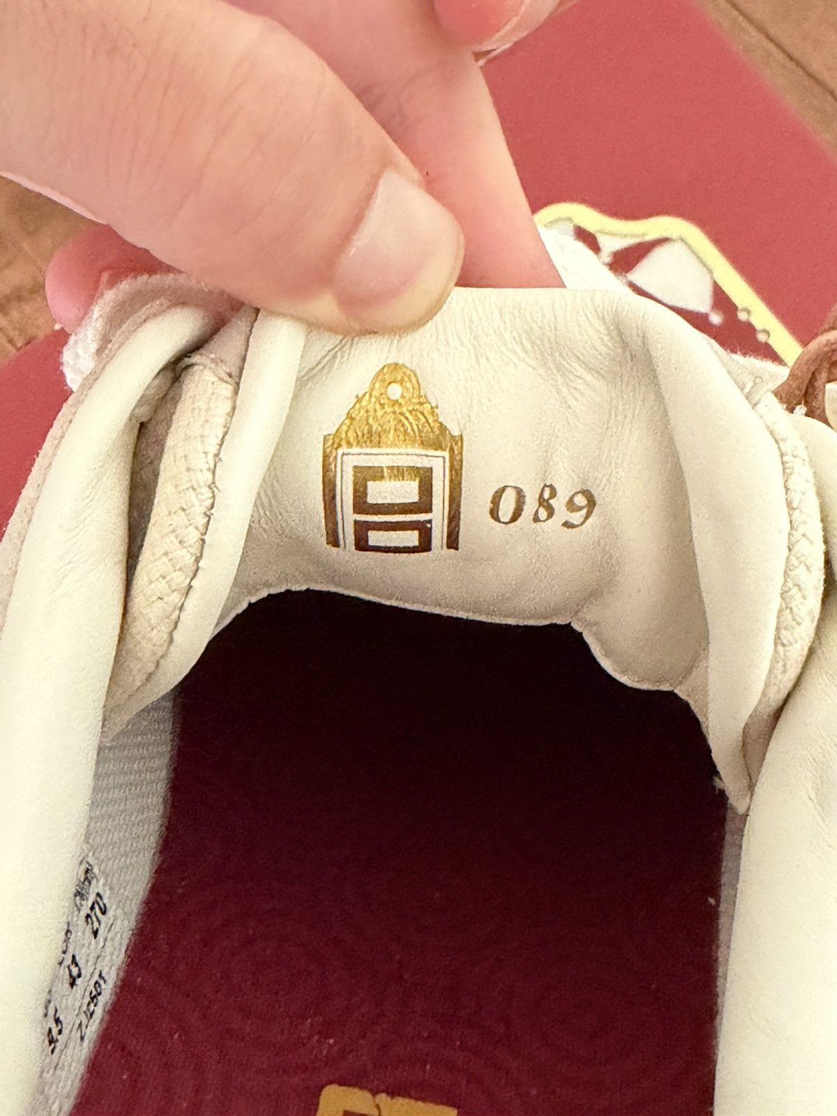 Li-Ning Forbidden city numbered 89/100 Size US 9.5 / EU 42-43 - 3 Thumbnail