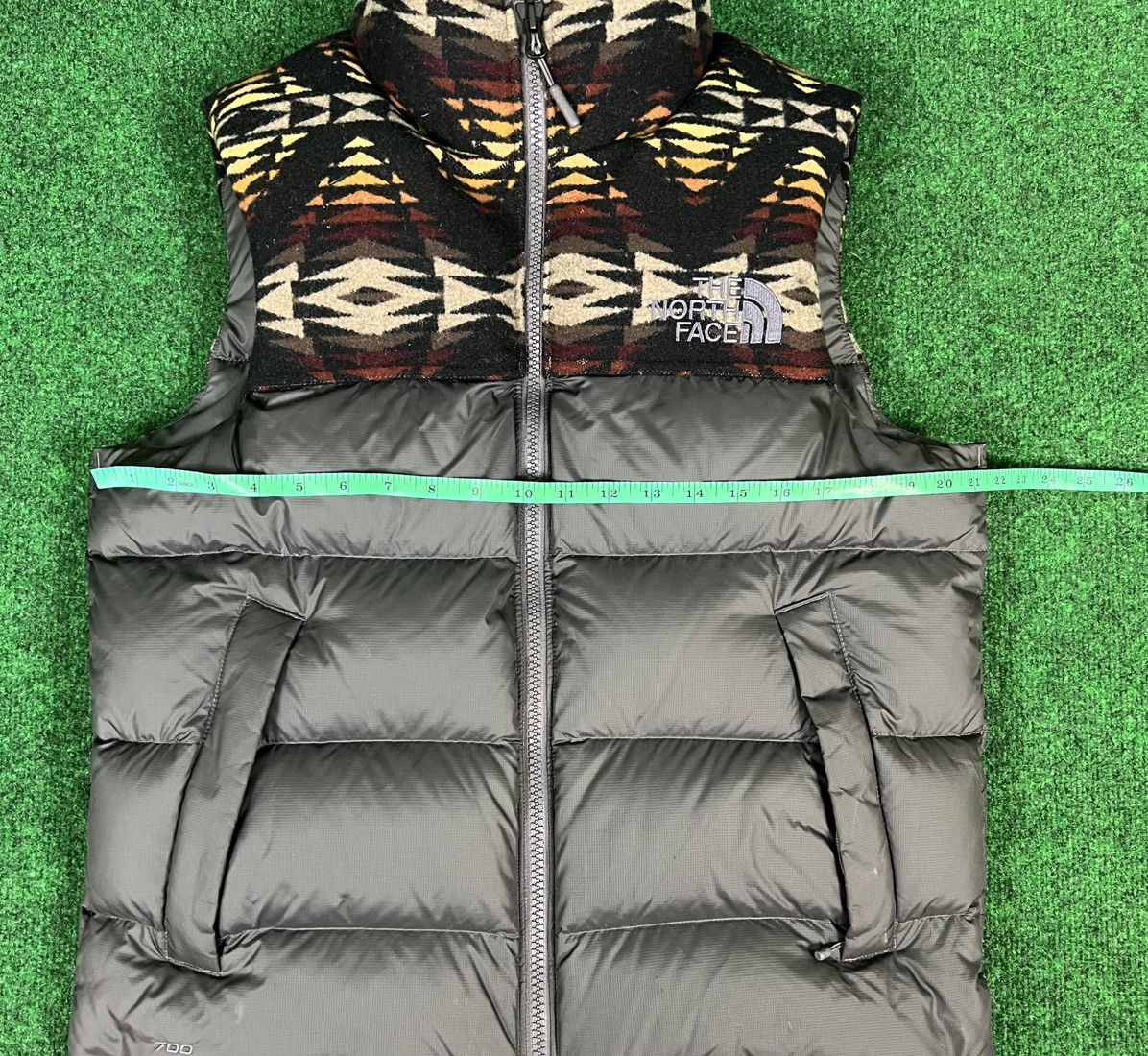 Pendleton × The North Face The North Face Pendleton 700 Puffer Vest Size Men's Size M Size US M / EU 48-50 / 2 - 4 Thumbnail
