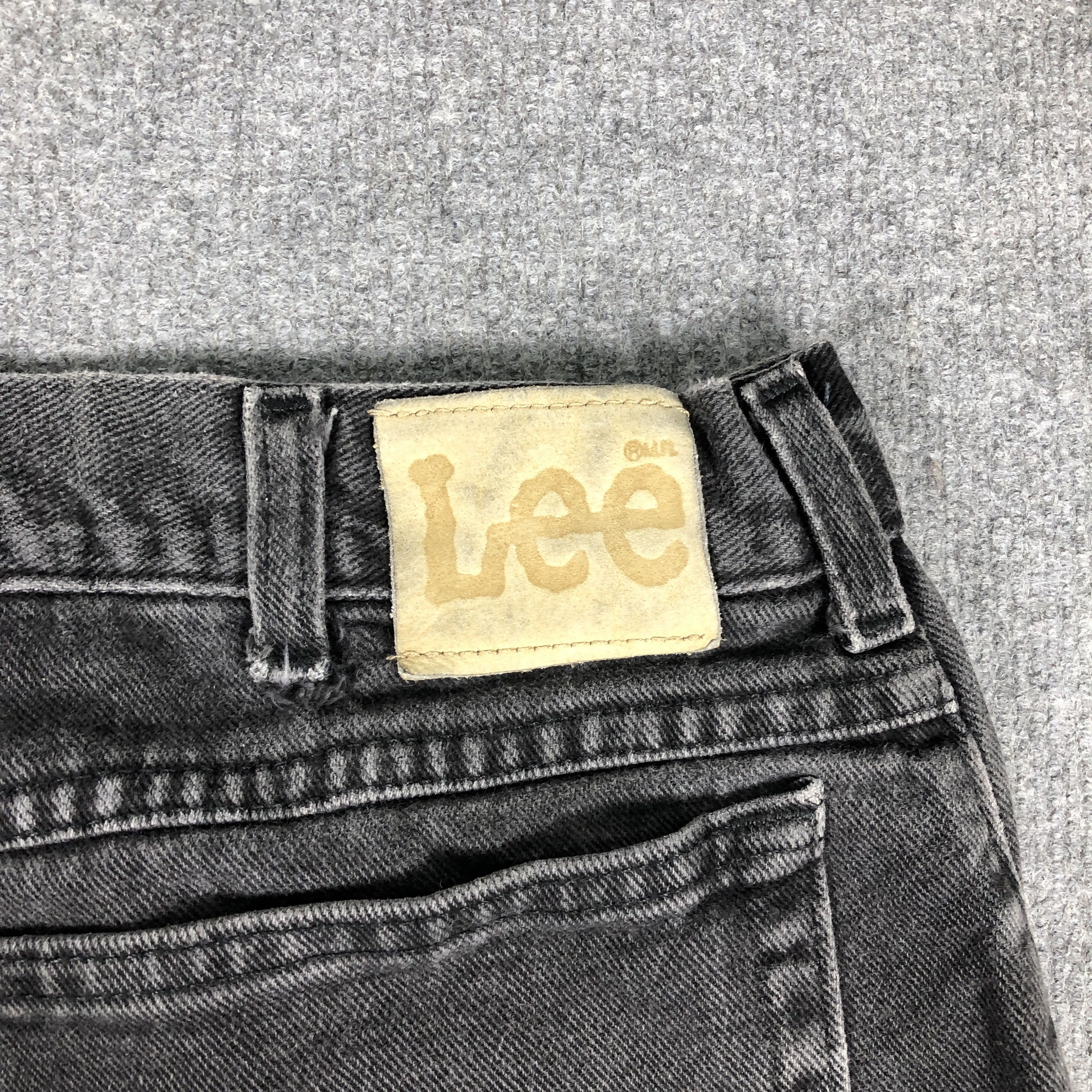 Lee × Vintage Vintage Lee Faded Black Short Jeans L839 Size US 37 - 3 Thumbnail