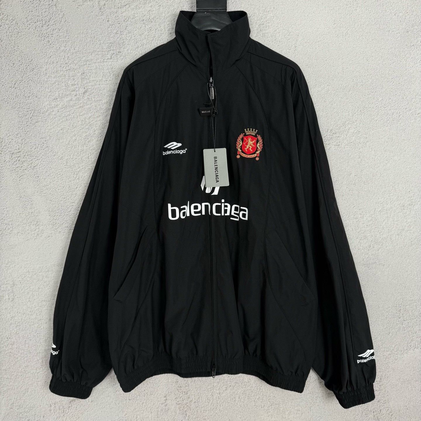 Balenciaga Balenciaga Football Black Light Jacket l Men Size US L / EU 52-54 / 3 - 1 Thumbnail