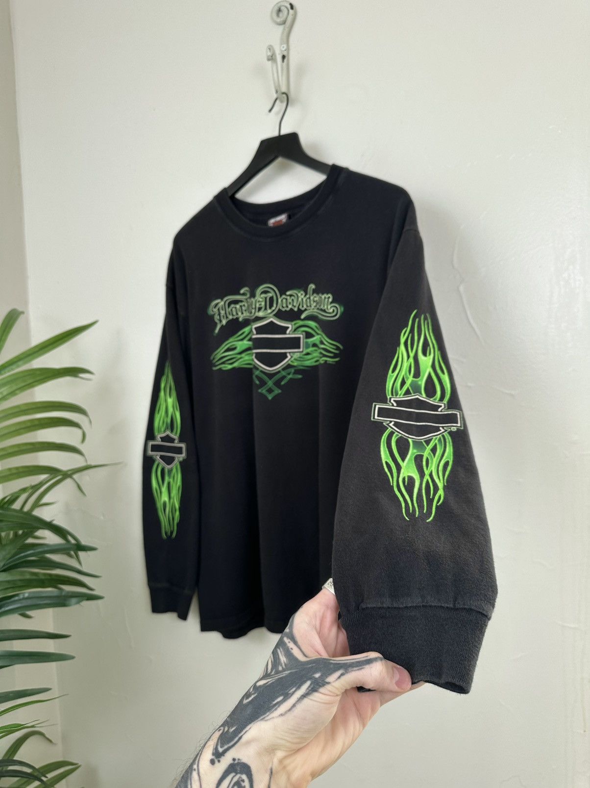 (XL) SICK GREEN FLAMES Harley Davidson Longsleeve Tee
