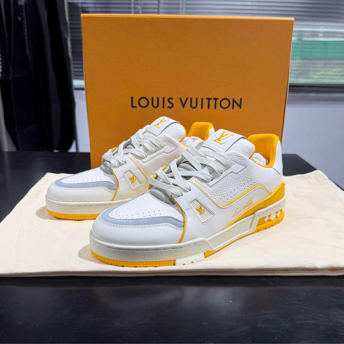 Louis Vuitton Louis Vuitton Trainer White-Yellow Colorblock Sneaker 40 Size US 7 / EU 40 - 1 Thumbnail