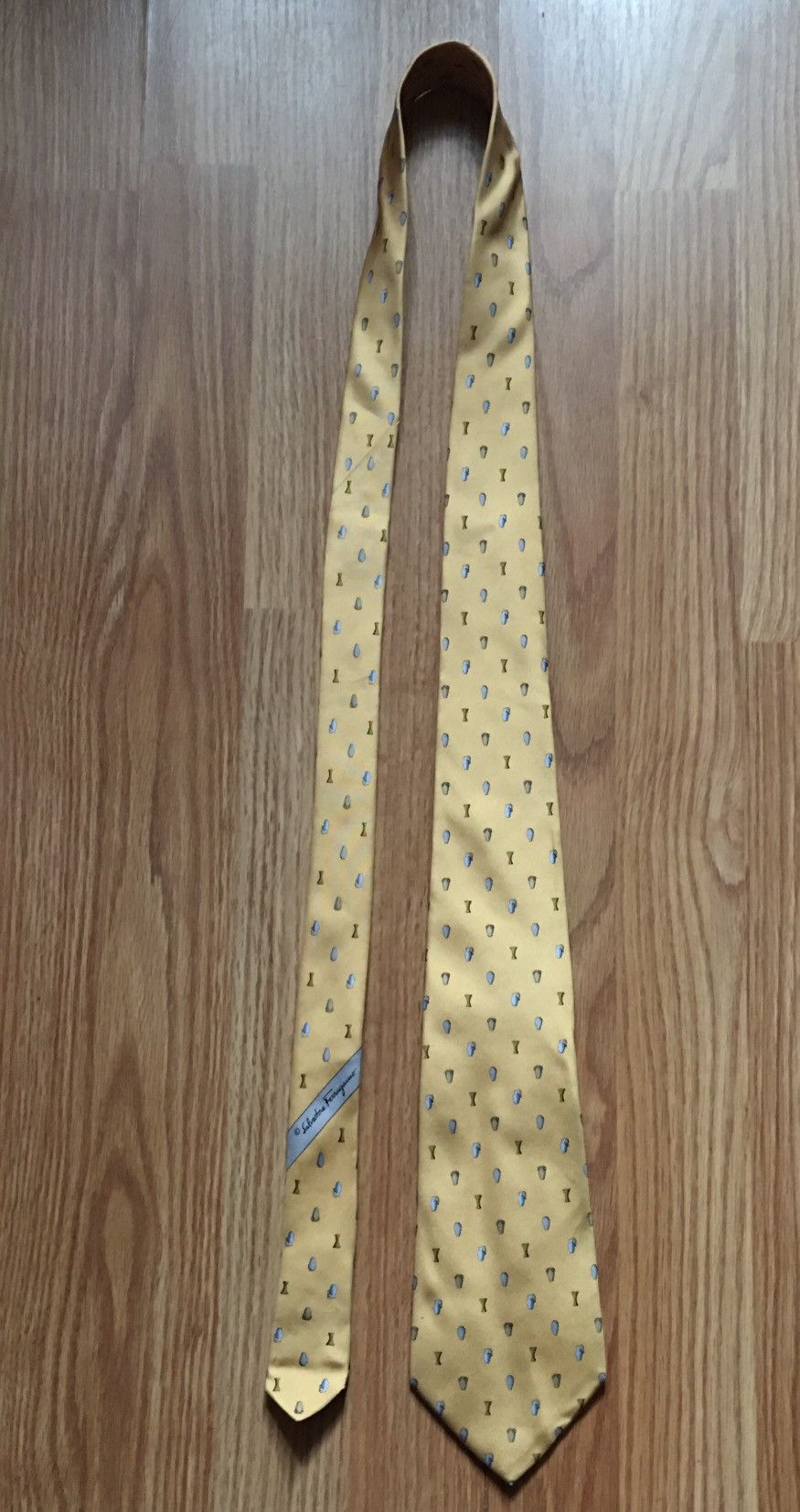 Salvatore Ferragamo Salvatore Ferragamo Amphora Print Yellow Silk Mens Tie Size ONE SIZE - 10 Thumbnail