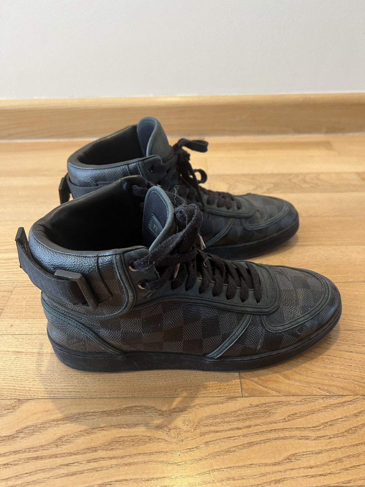 Louis Vuitton Louis vuitton sneakers Size US 8 / EU 41 - 1 Thumbnail