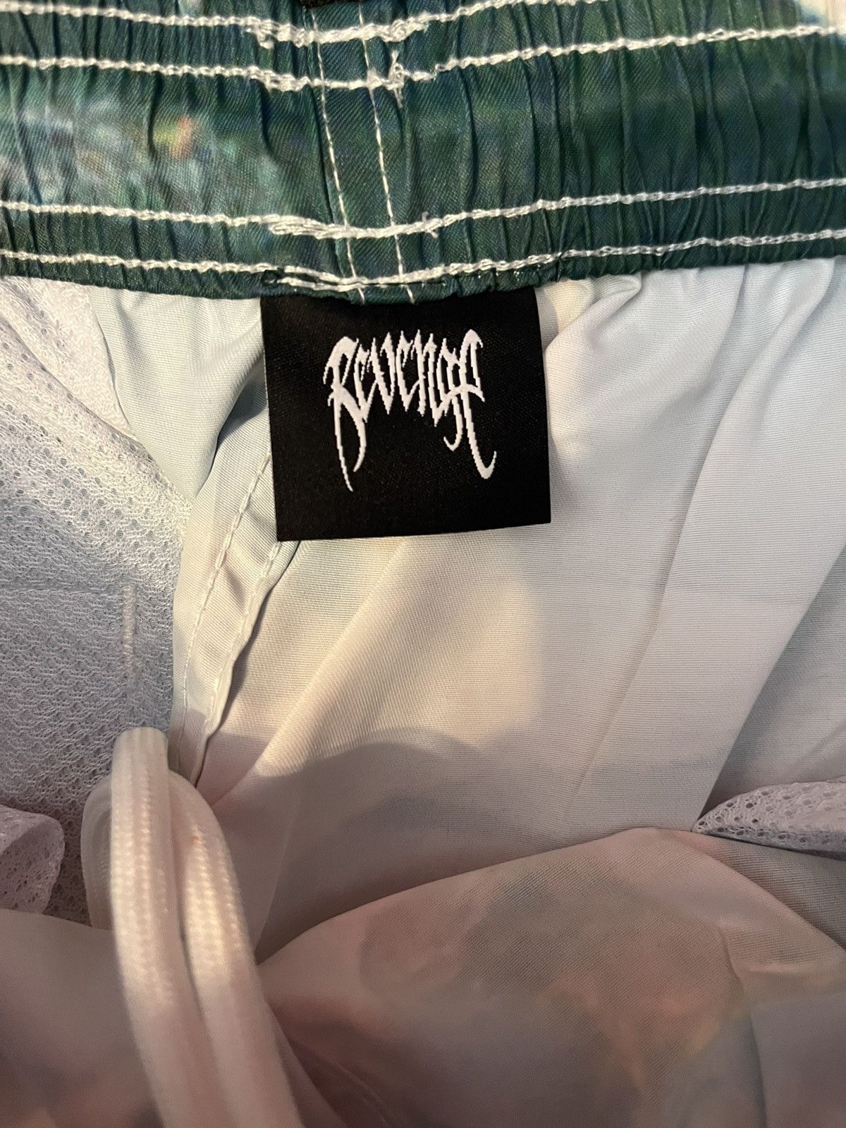 Revenge Revenge Embroidered Angel Shorts Size US 30 / EU 46 - 4 Thumbnail