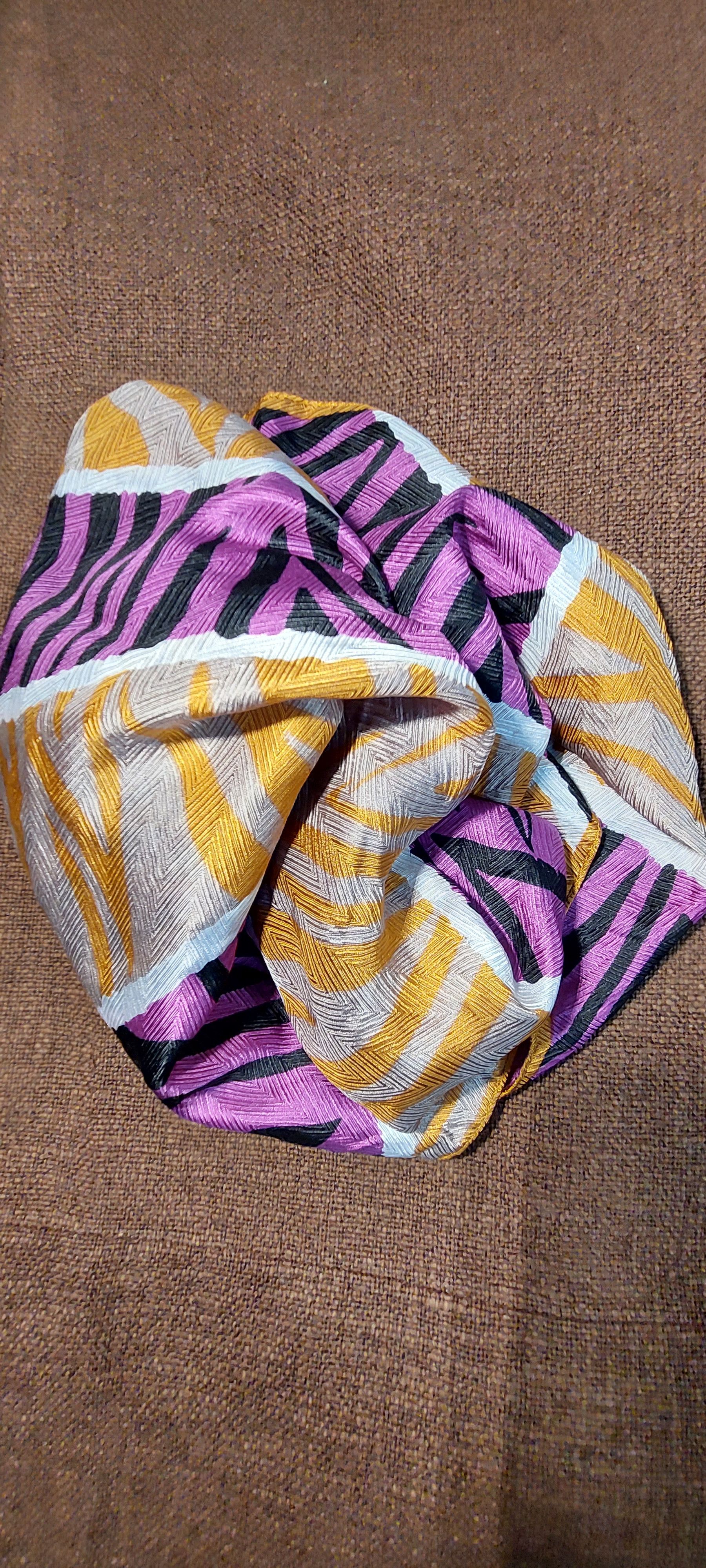 Oscar De La Renta Oscar de la Renta Silk Scarf - Made in Japan - 30" Size ONE SIZE - 7 Thumbnail