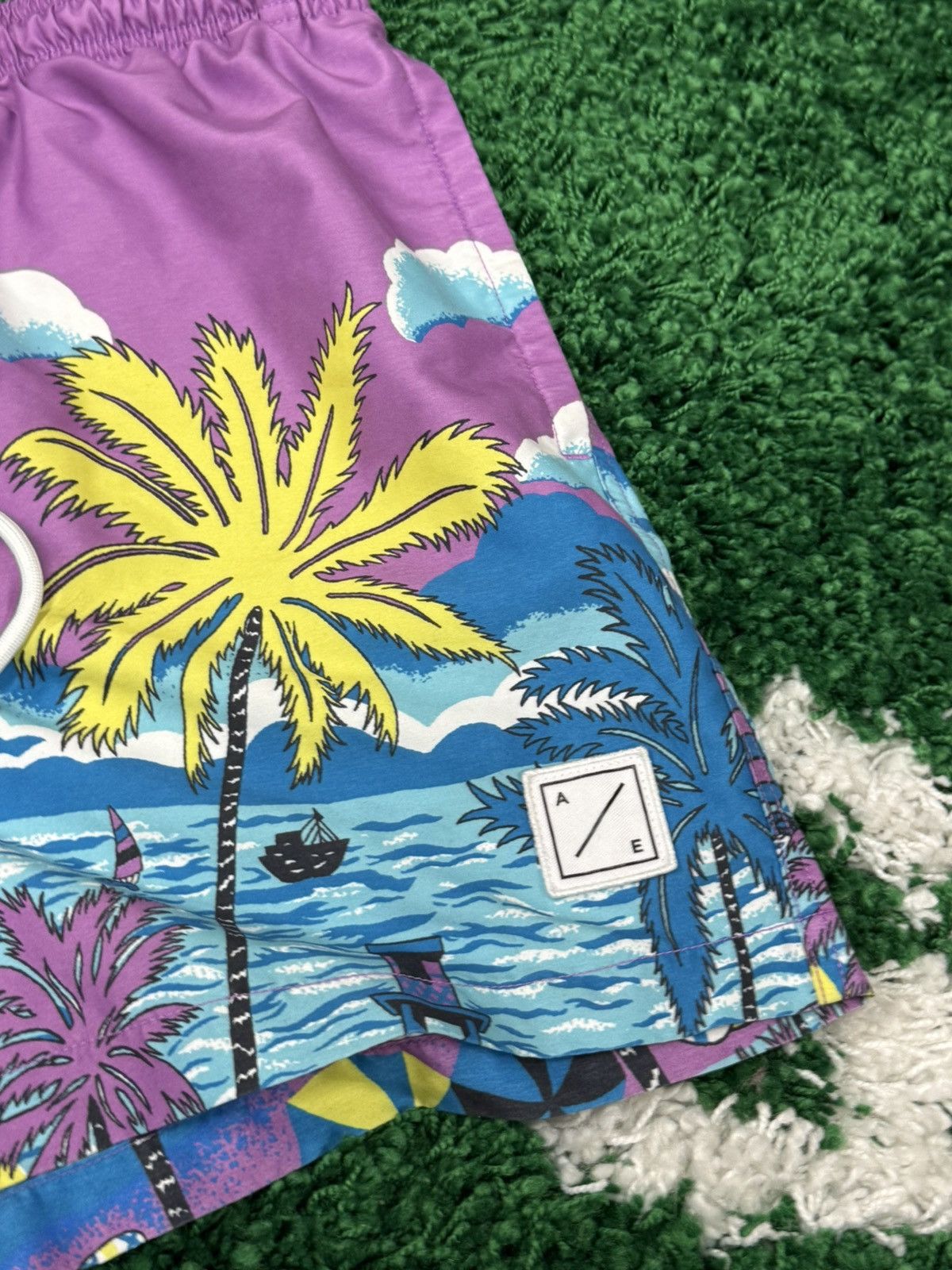 American Eagle Outfitters American Eagle Psychadelic Beach Board Shorts Medium Size US 32 / EU 48 - 5 Thumbnail