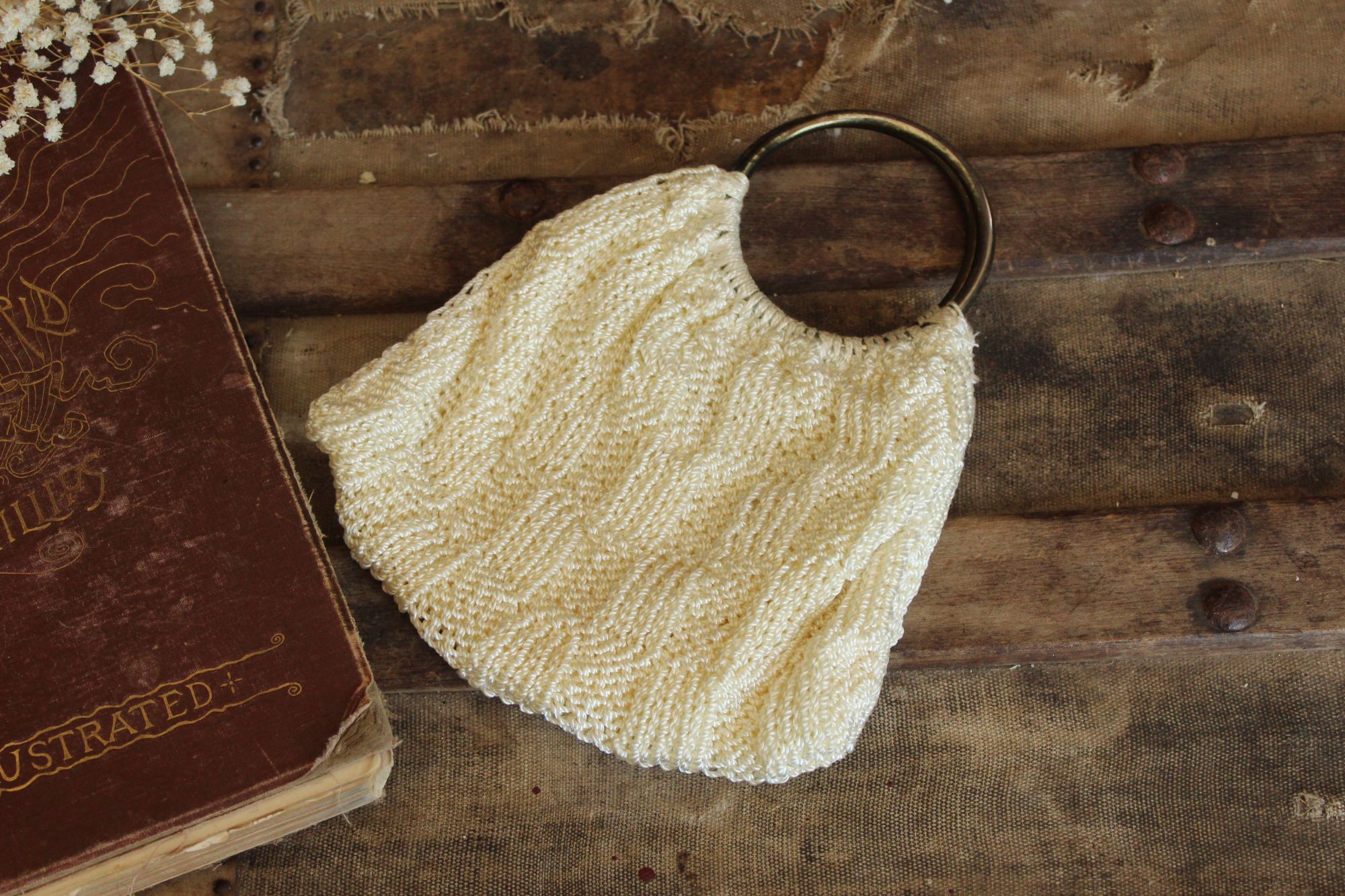 Vintage Vintage 1960s Ivory Crochet Purse, Woven with Metal Wrist Ha Size ONE SIZE - 3 Thumbnail