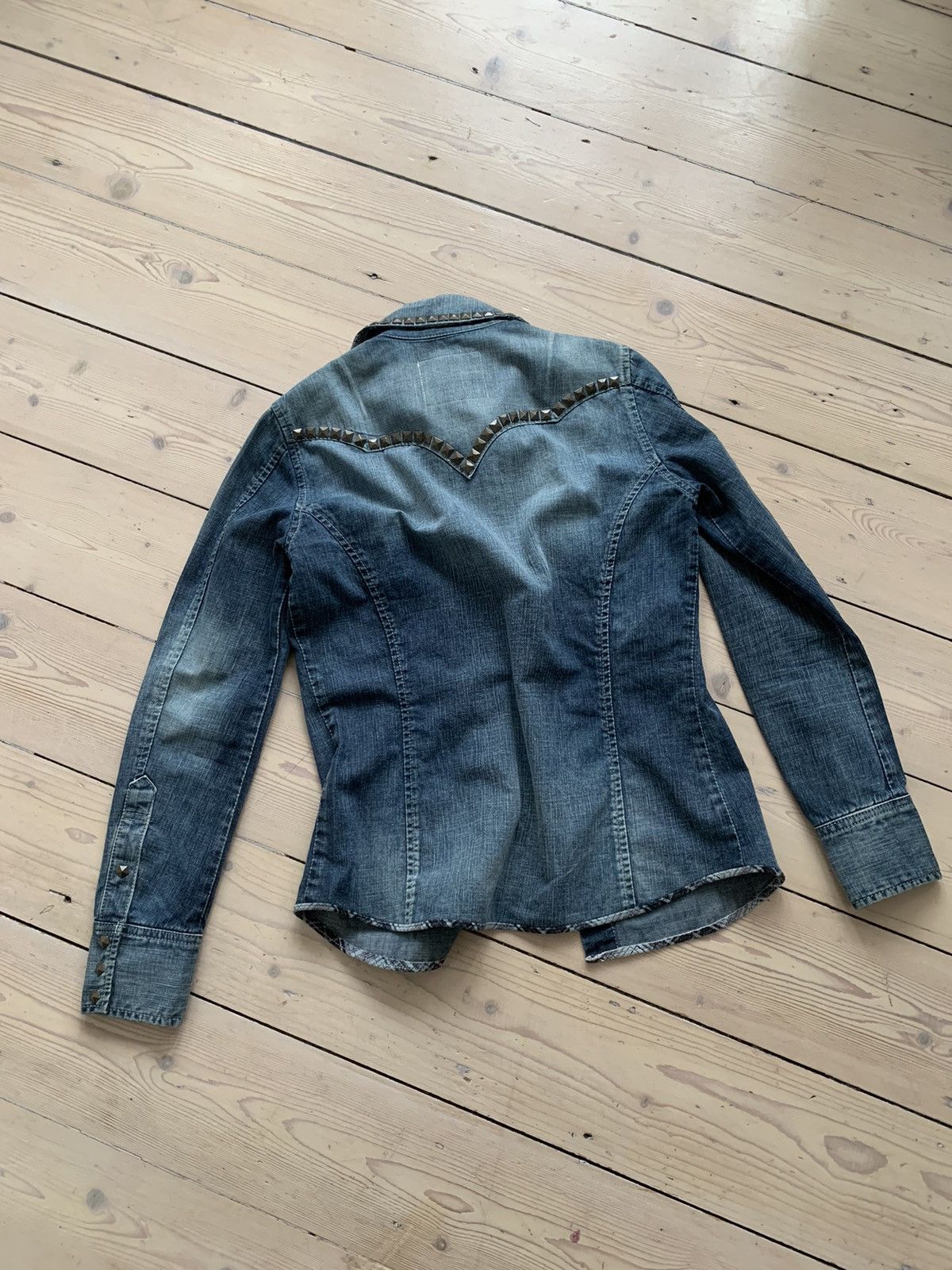 Isamu Katayama Backlash Isamu Katayama Backlash studded shirt denim jeans jacket Size US M / EU 48-50 / 2 - 2 Thumbnail