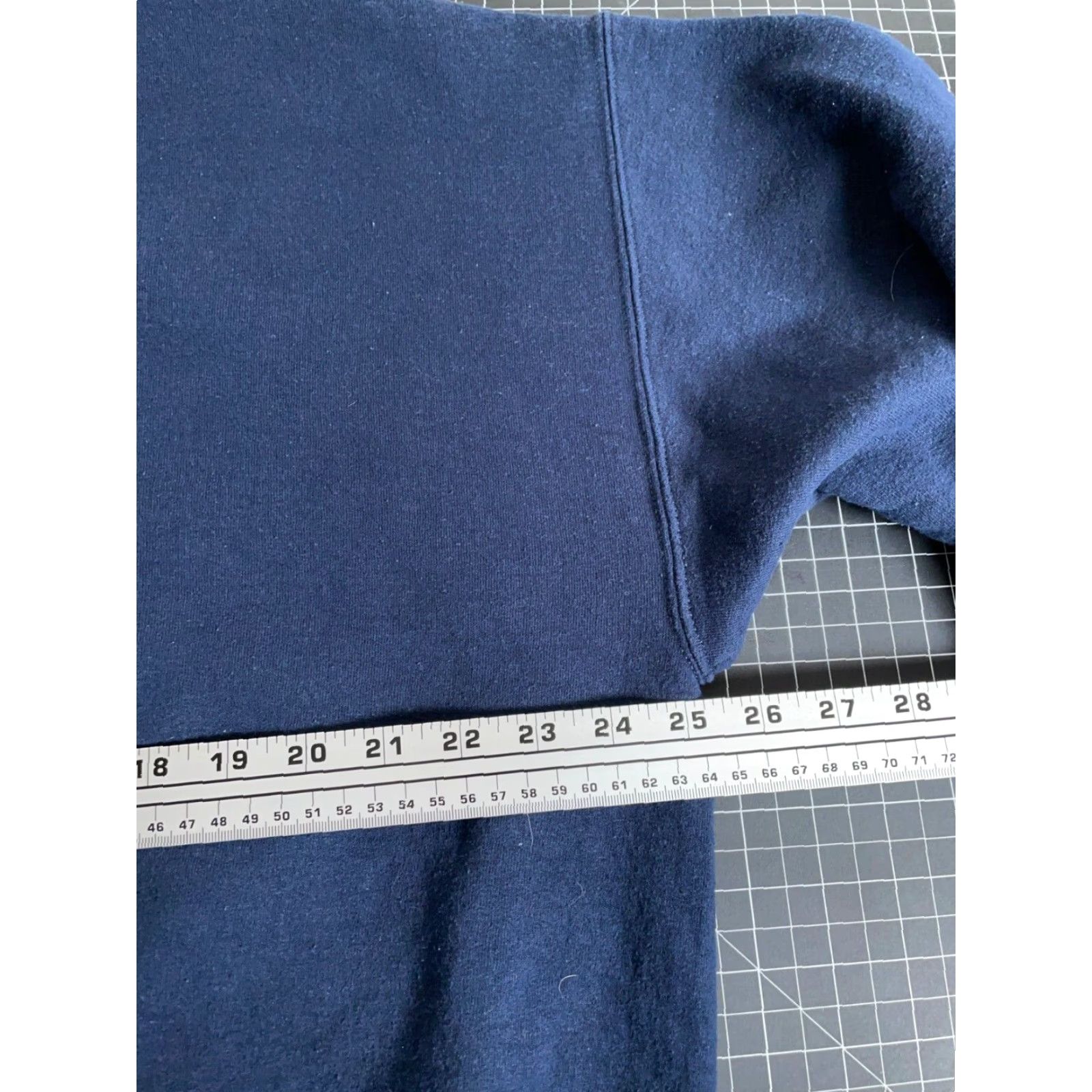 Gildan Robot Solitaire Embroidered Sweatshirt Adult XL Dark Blue Crewneck Heavyweight Size US XL / EU 56 / 4 - 6 Thumbnail
