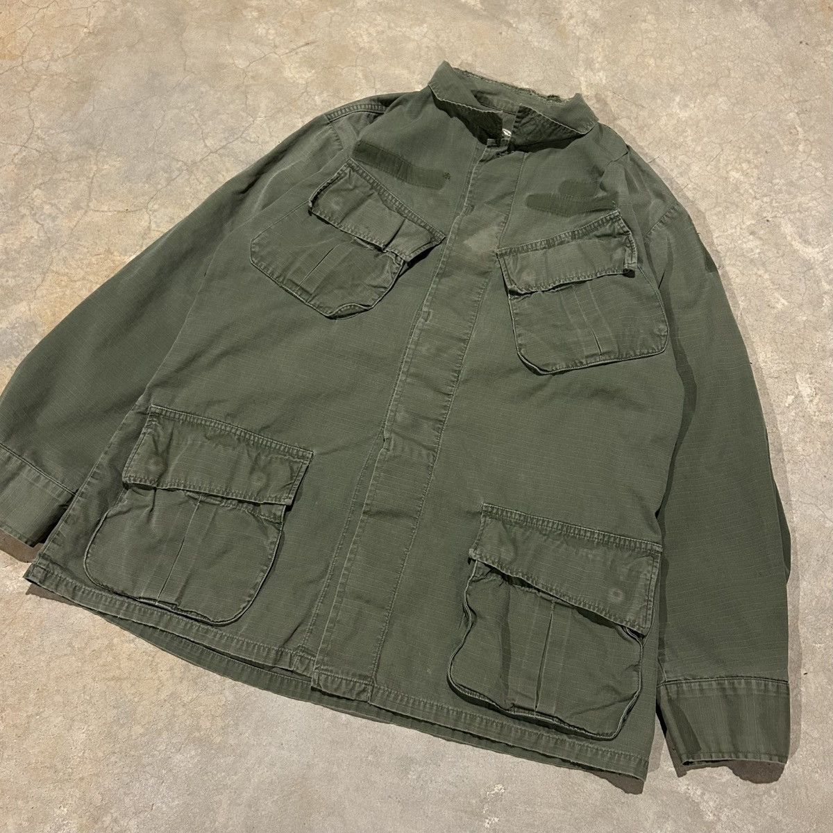 Vintage Vintage OG-107 Vietnam War Ripstop Poplin Slant Pocket Shirt Size US M / EU 48-50 / 2 - 2 Thumbnail