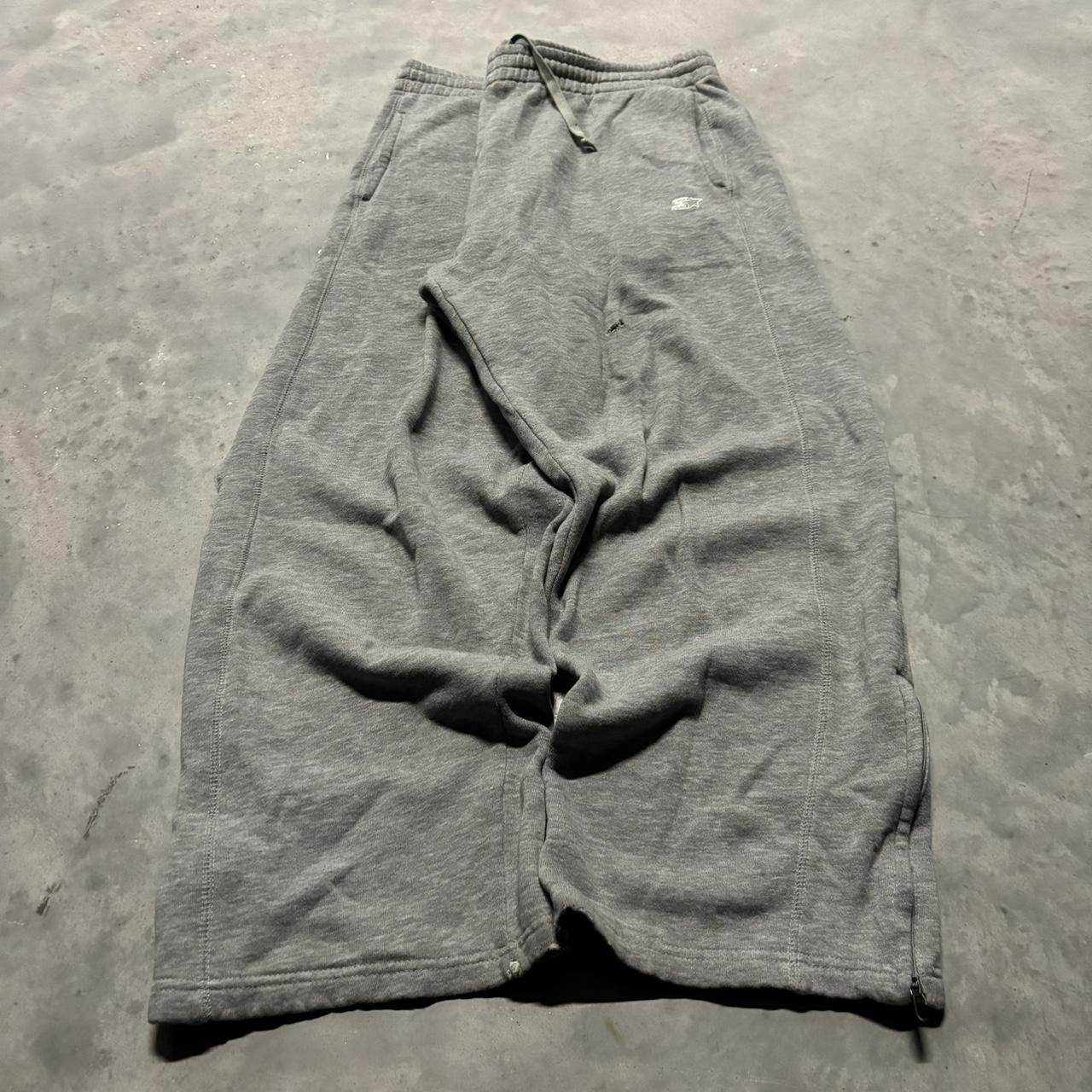 Japanese Brand × Vintage Crazy Vintage Y2K/2000s Baggy Light Grey Distressed Skater Essential Sweatpants! Size US 36 / EU 52 - 3 Thumbnail