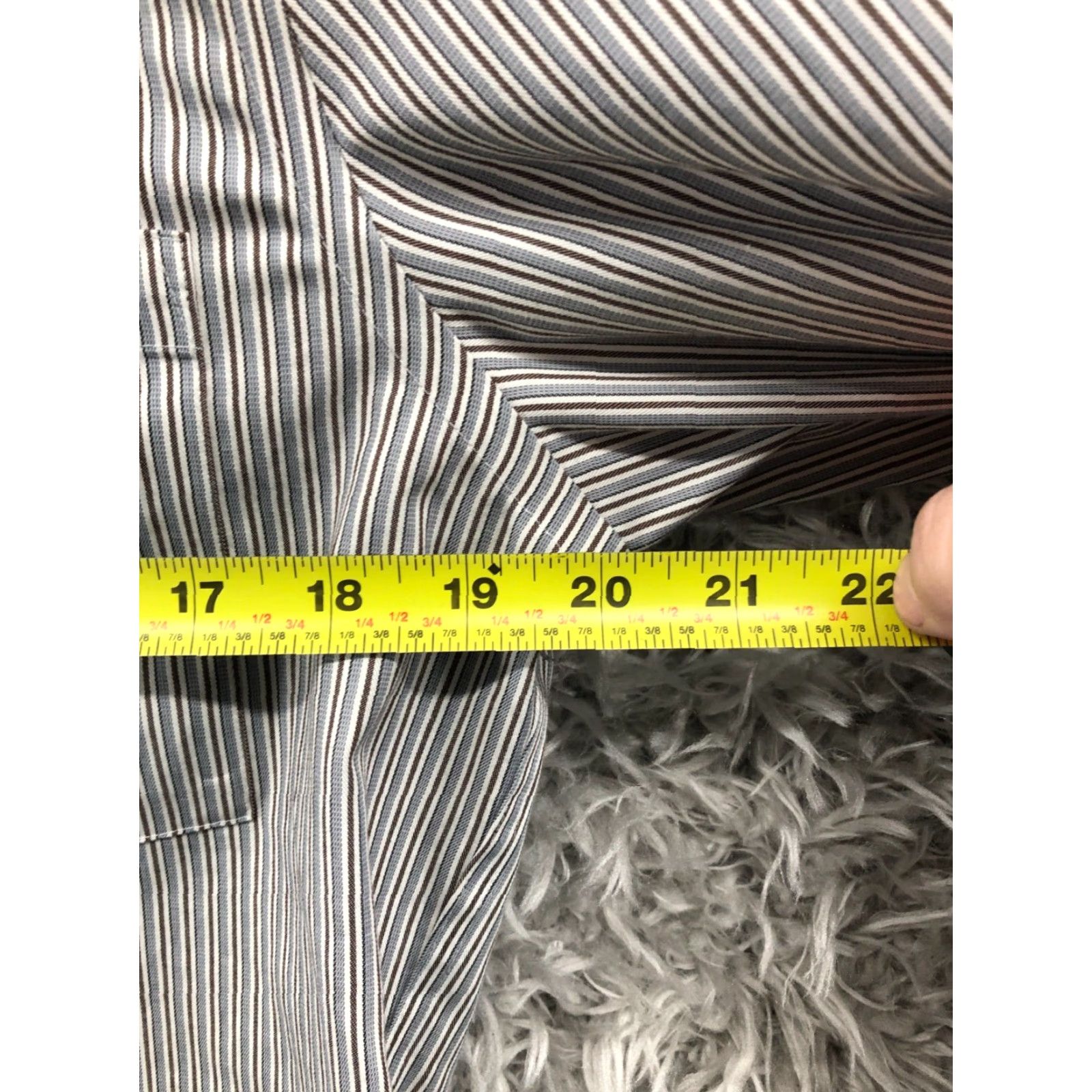 Joseph Abboud Joseph Abboud Slim Fit Shirt Mens Size 15 Long Sleeve Gray Striped Button-Up Shawl Collar? (No, need to stick to original words). Size US M / EU 48-50 / 2 - 4 Thumbnail