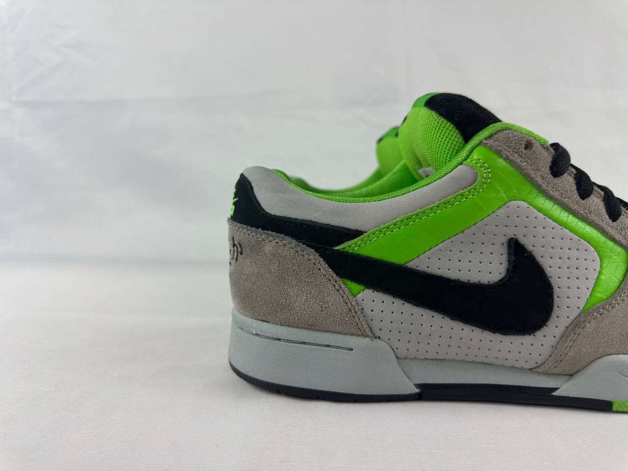 Nike Nike SB Zoom Air 2008 Regime 4 Guardians Size US 9 / EU 42 - 2 Thumbnail