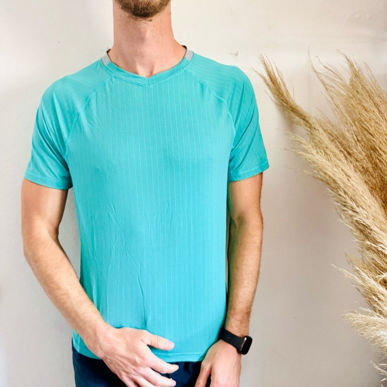 Lululemon MENS LULULEMON Aqua Blue Mint Green Gym Active Tee Shirt Top Size US S / EU 44-46 / 1 - 1 Thumbnail