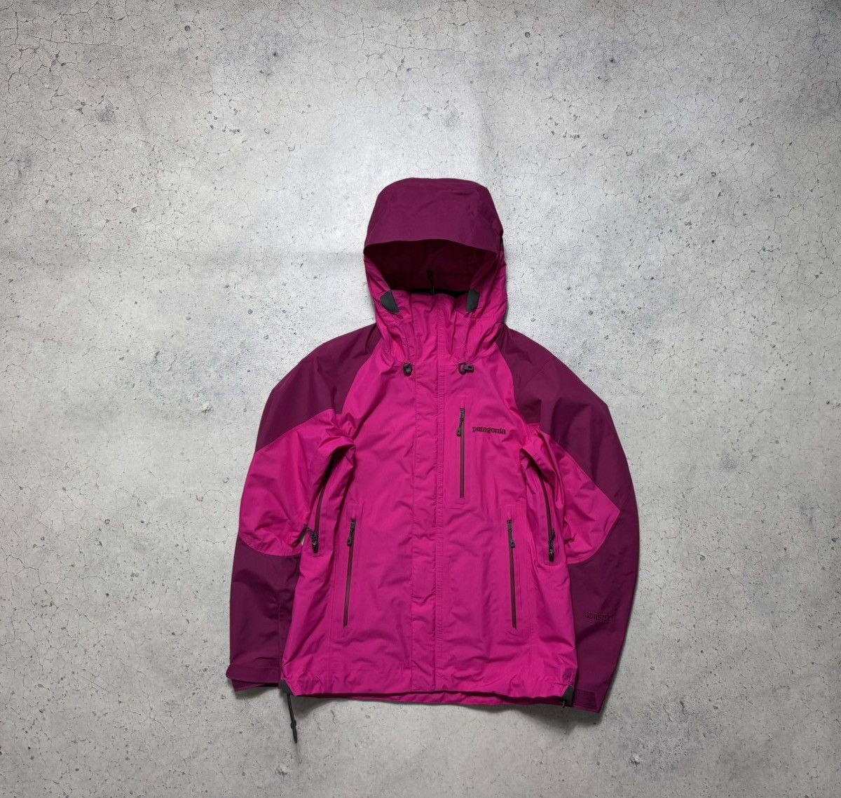 Patagonia Patagonia Gore-Tex Women’s Windbreakers Jacket Size S Size S / US 4 / IT 40 - 1 Thumbnail