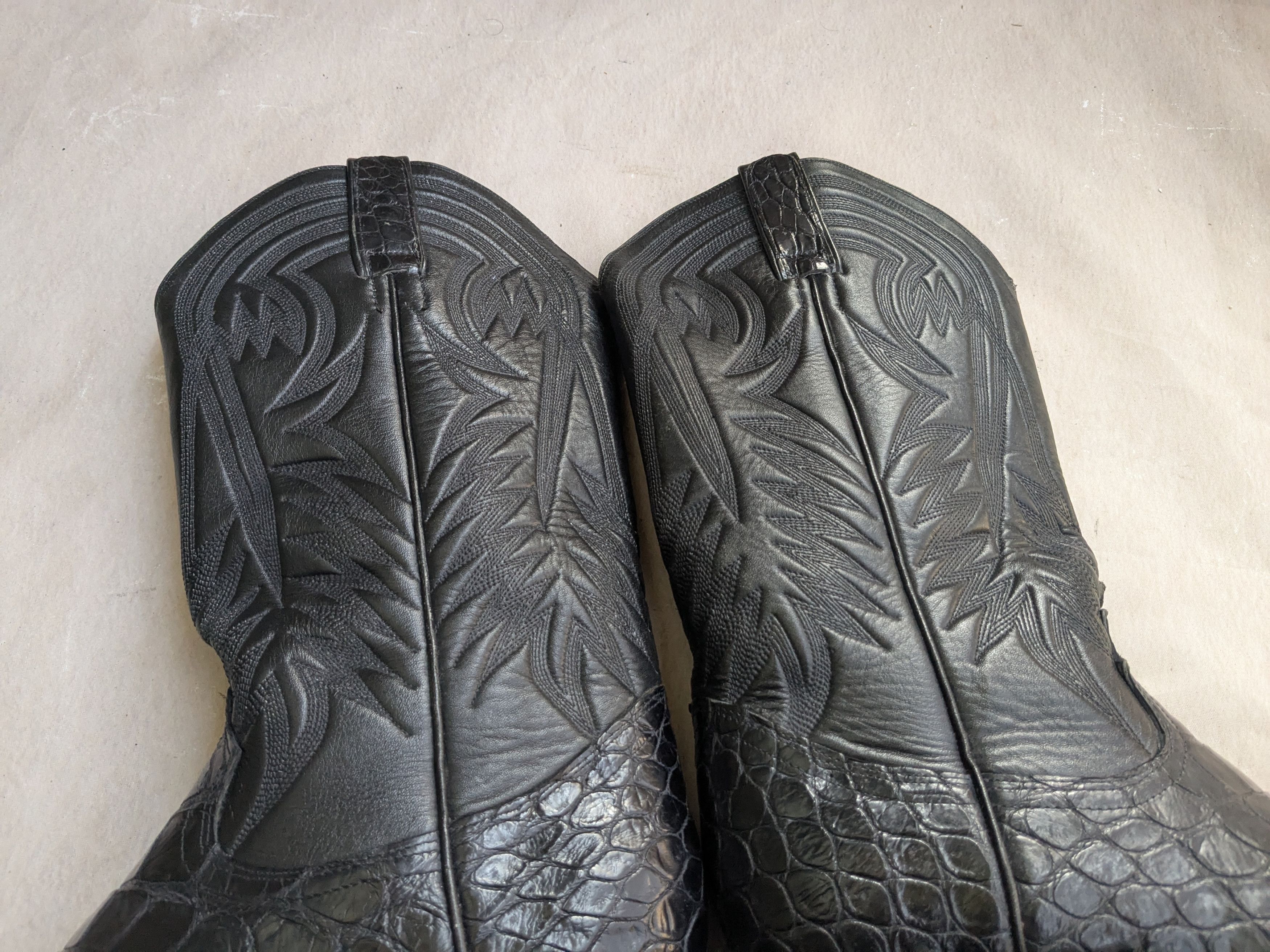 Genuine Leather Vintage Cowboy Boots Black Alligator Leather 9 Crocodile Size US 9 / EU 42 - 3 Thumbnail