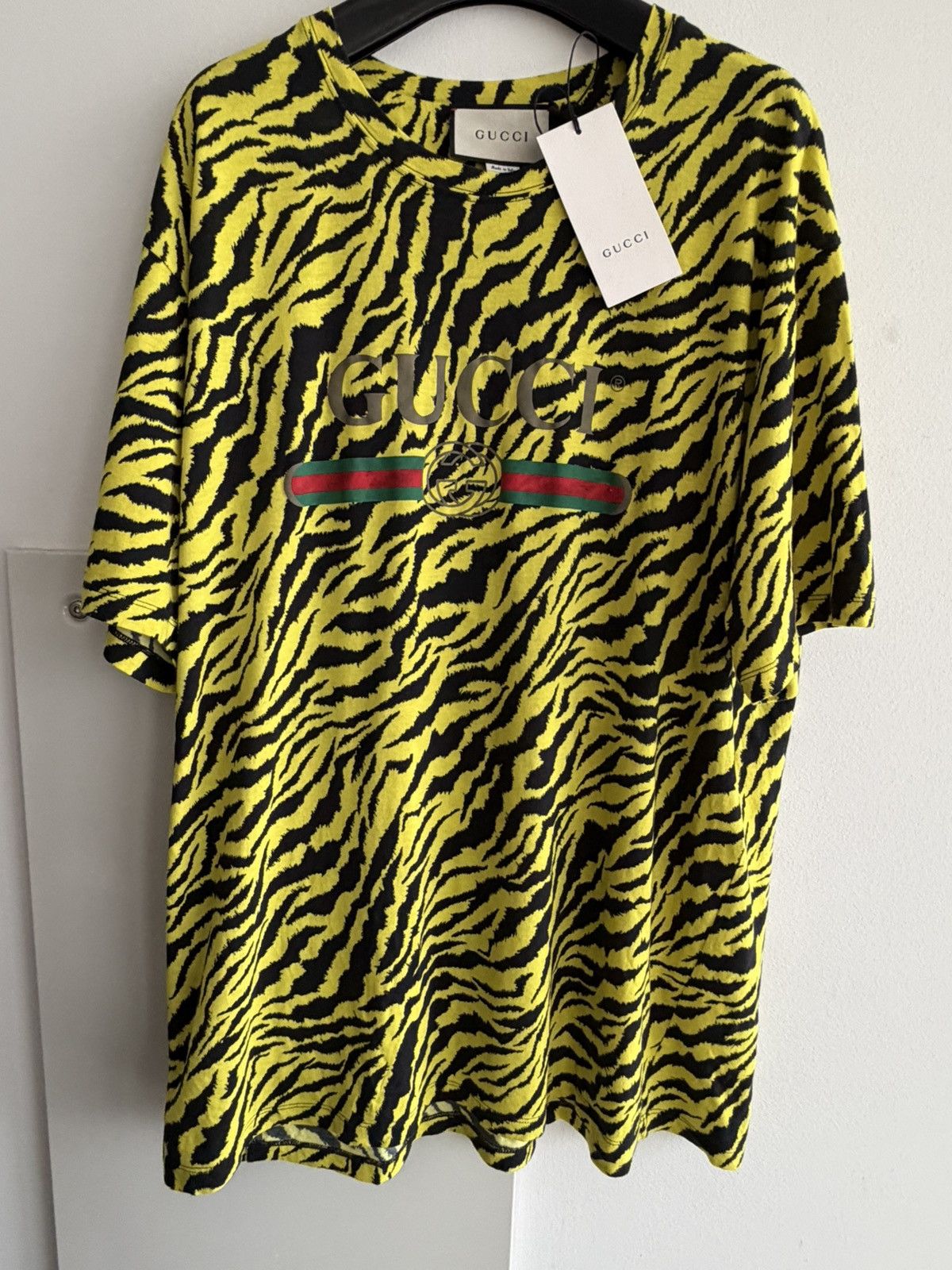 Gucci Super Runway Leopard Zebra Gucci Logo Tee Tshirt Size US L / EU 52-54 / 3 - 7 Thumbnail