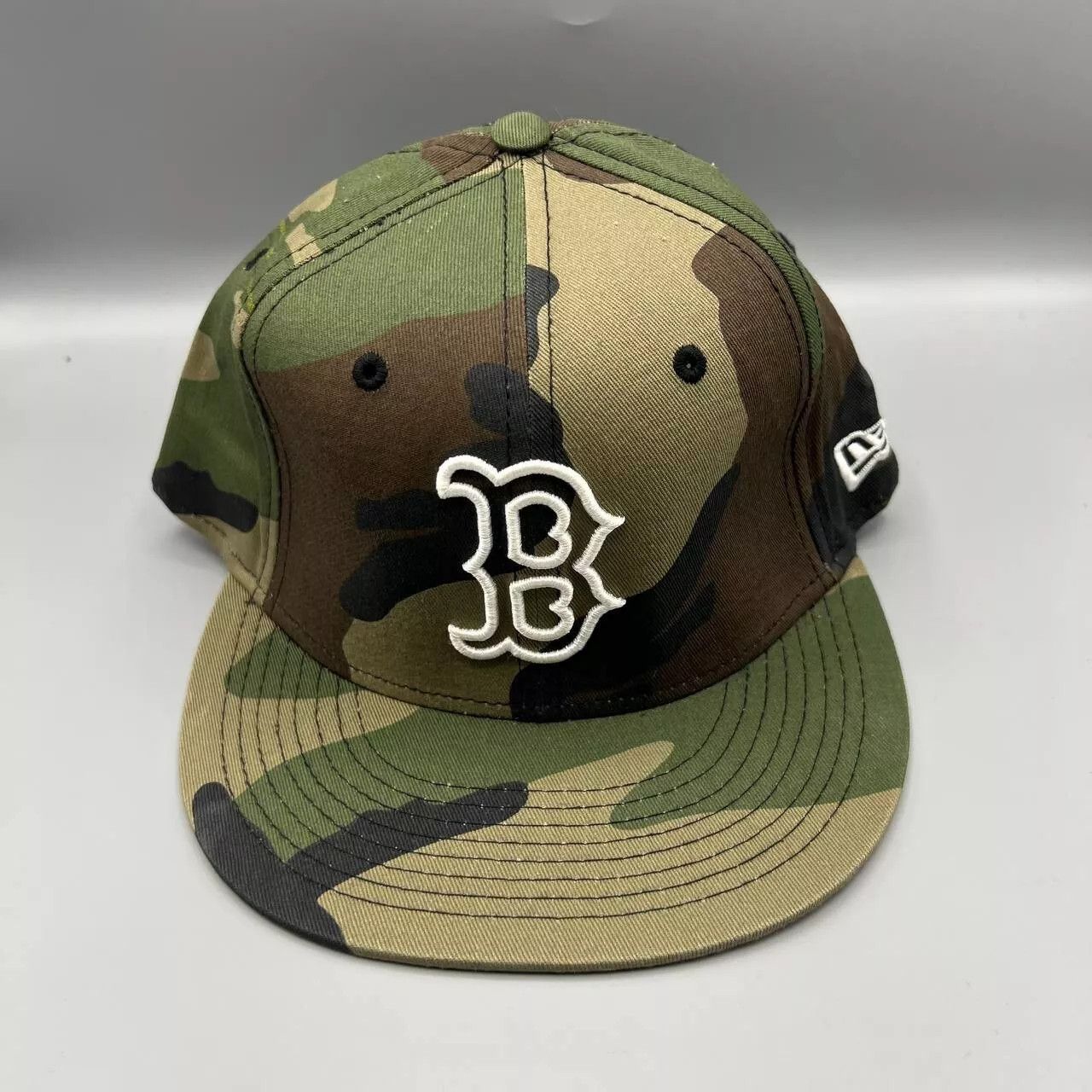 New Era Boston Red Sox Hat Men Camo 9Fifty New Era Snap Back Cap M-L Size ONE SIZE - 1 Thumbnail