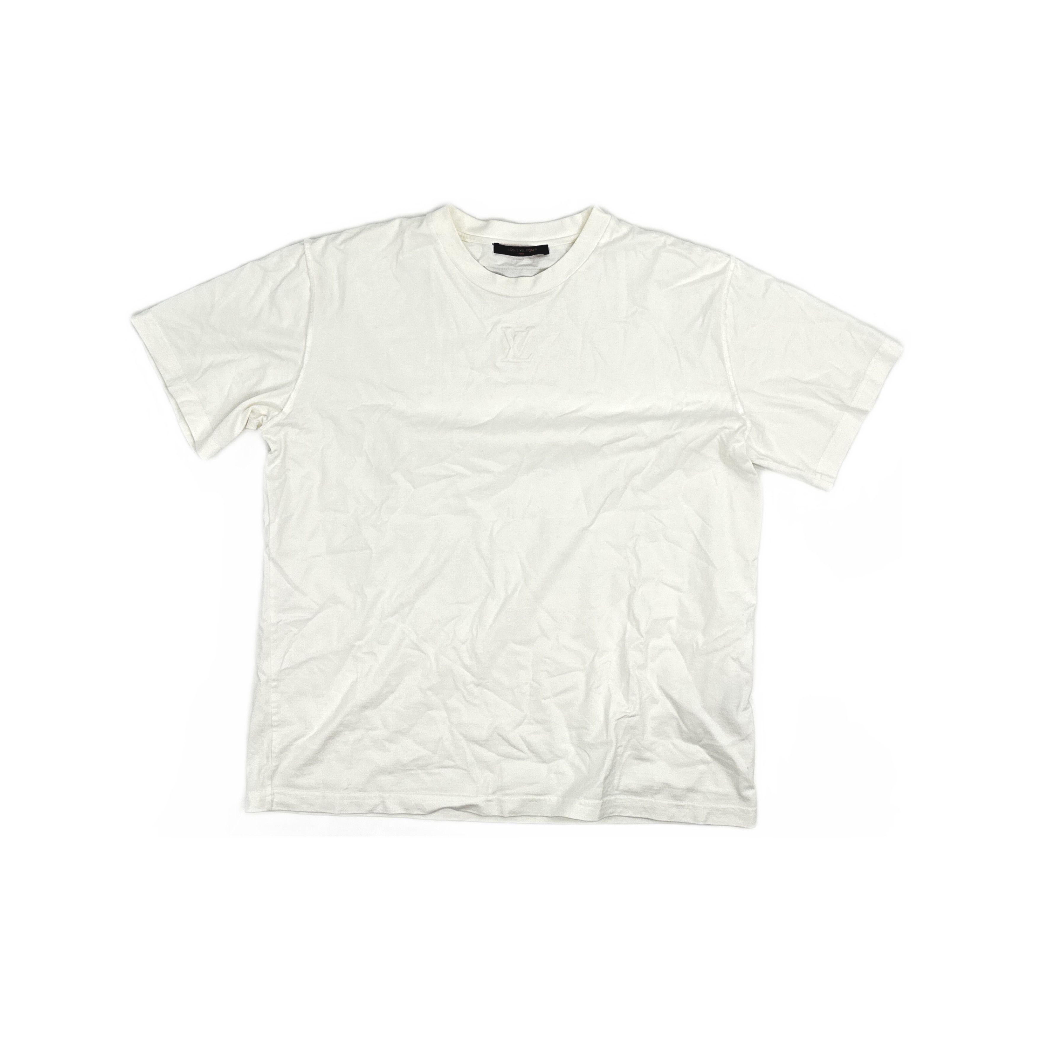 Louis Vuitton Louis Vuitton Logo Patch T-Shirt Size XL Size US XL / EU 56 / 4 - 1 Thumbnail