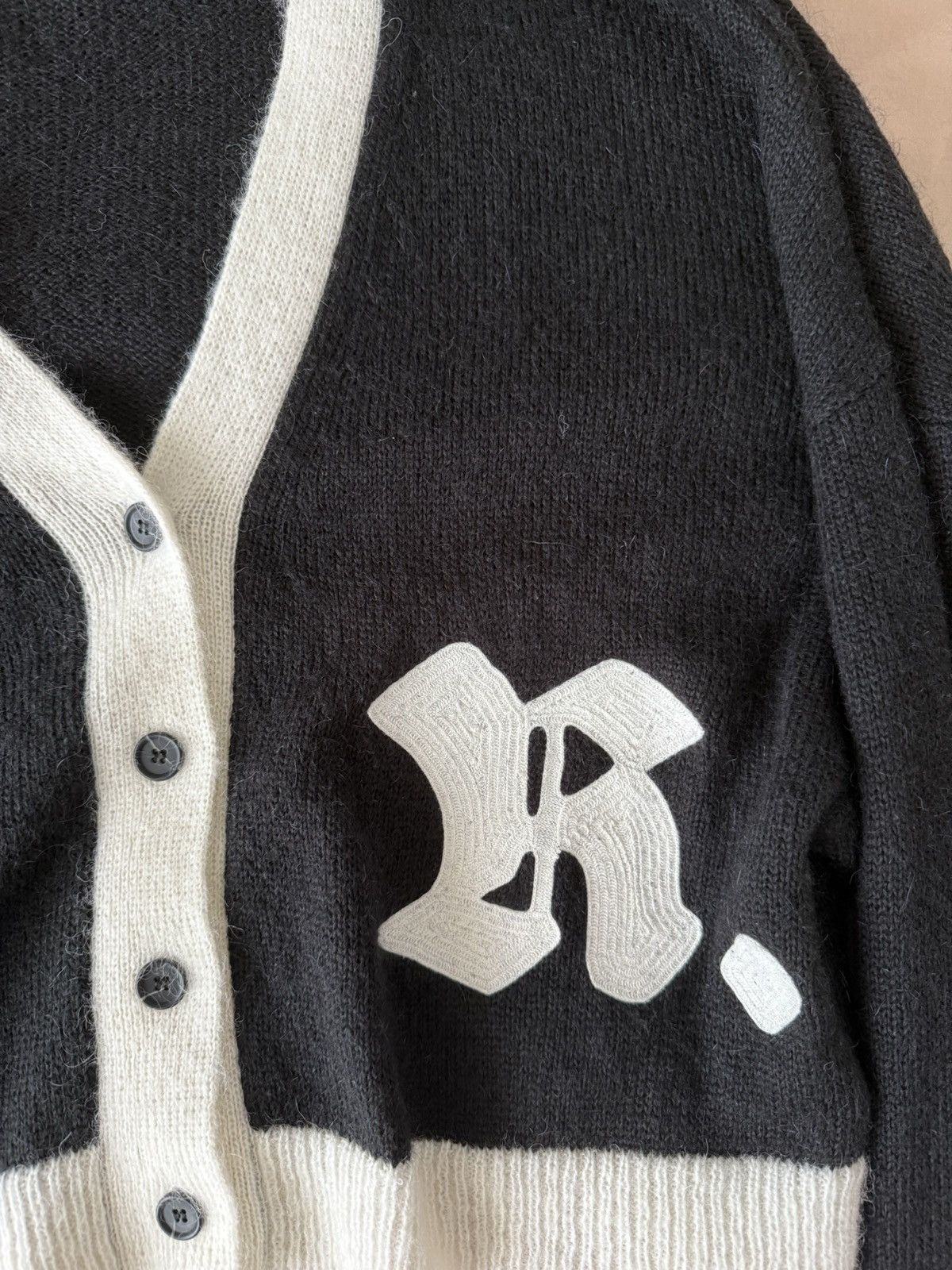 Other wool cardigan Size US L / EU 52-54 / 3 - 4 Thumbnail