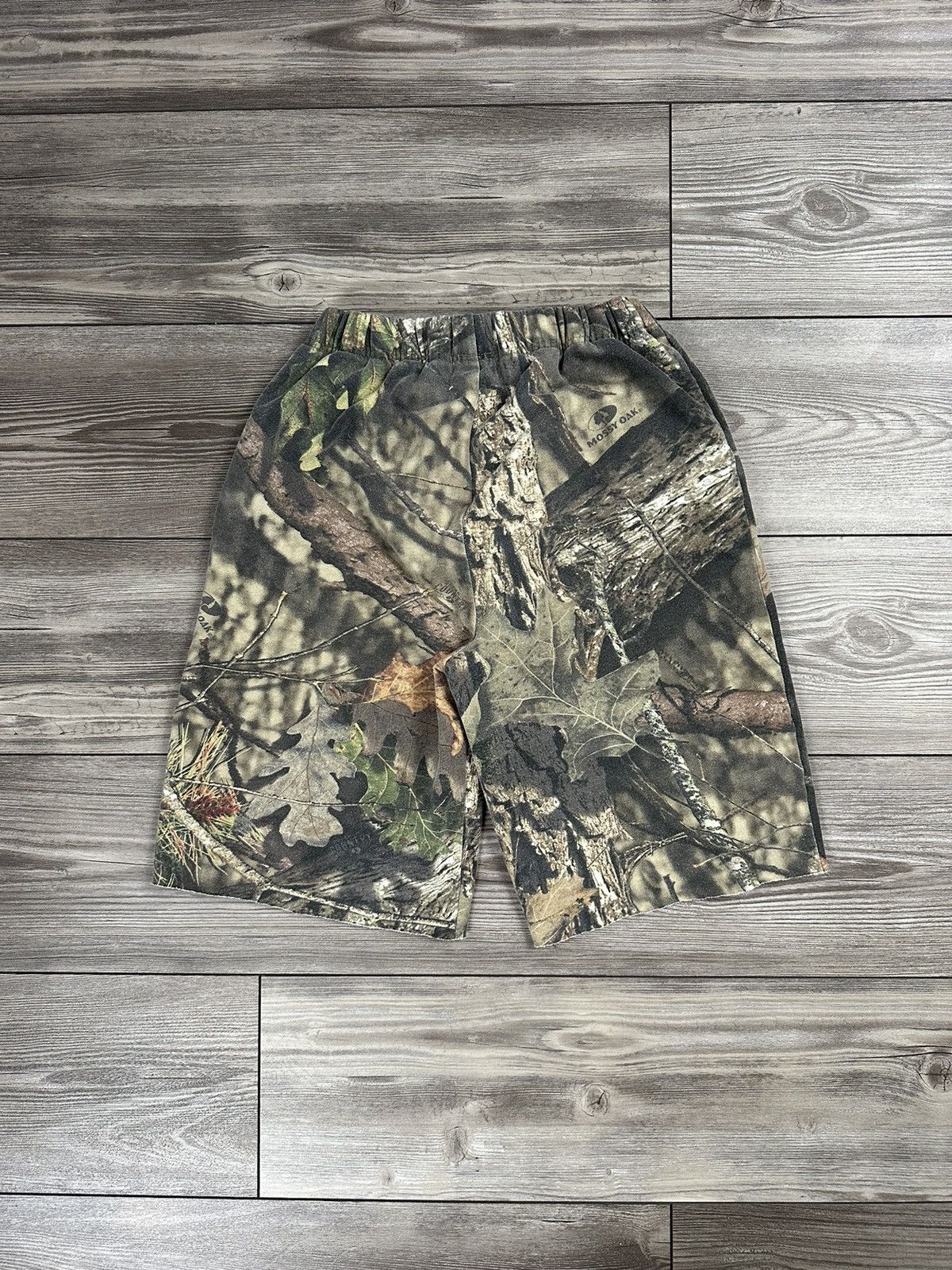 Realtree Mossy Oak Real Tree Camo Cutoff Sweat Shorts Size US 26 / EU 42 - 2 Thumbnail