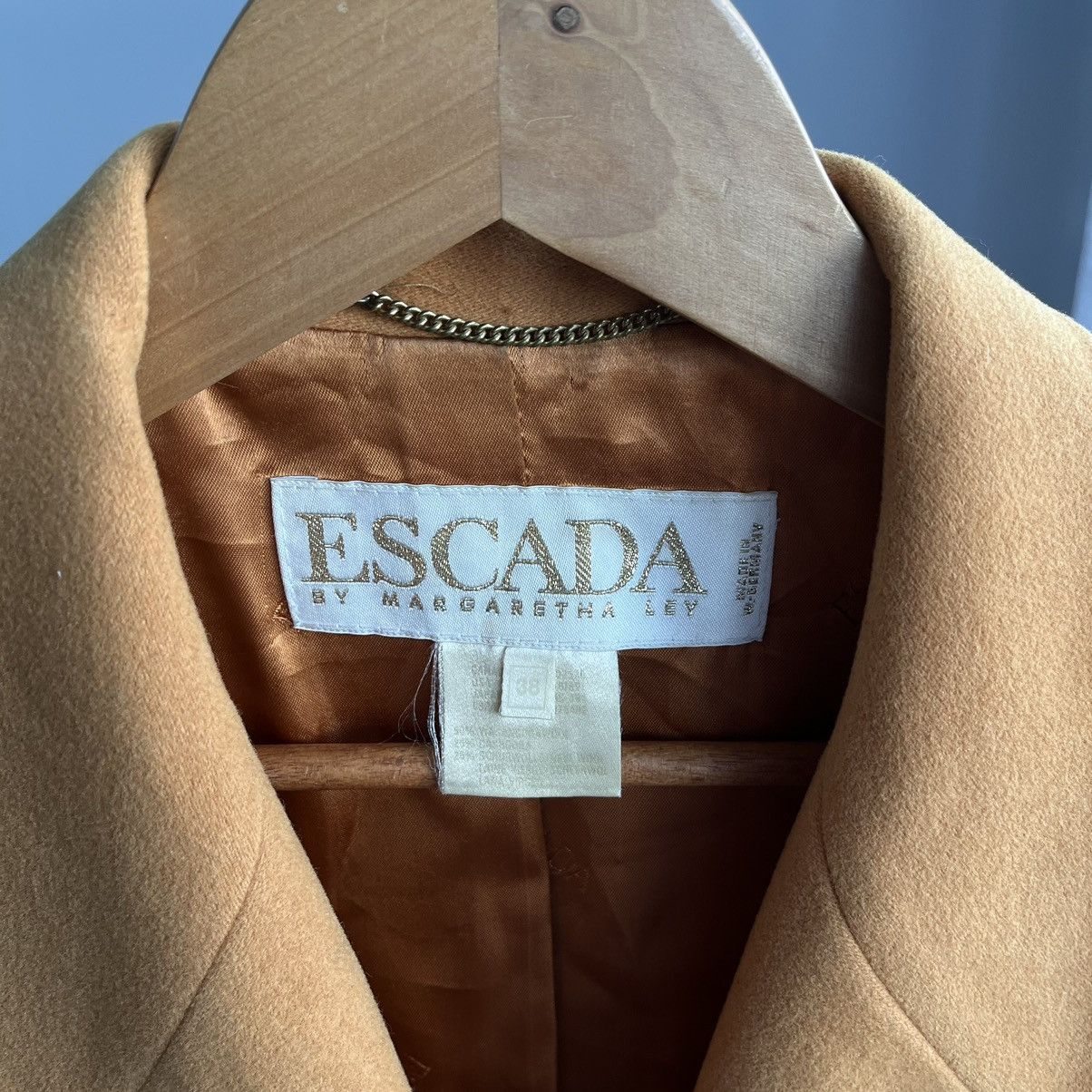 Escada × Vintage Escada Vintage Cashmere Cashgora Wool Blazer Button Jacket Size M / US 6-8 / IT 42-44 - 3 Thumbnail