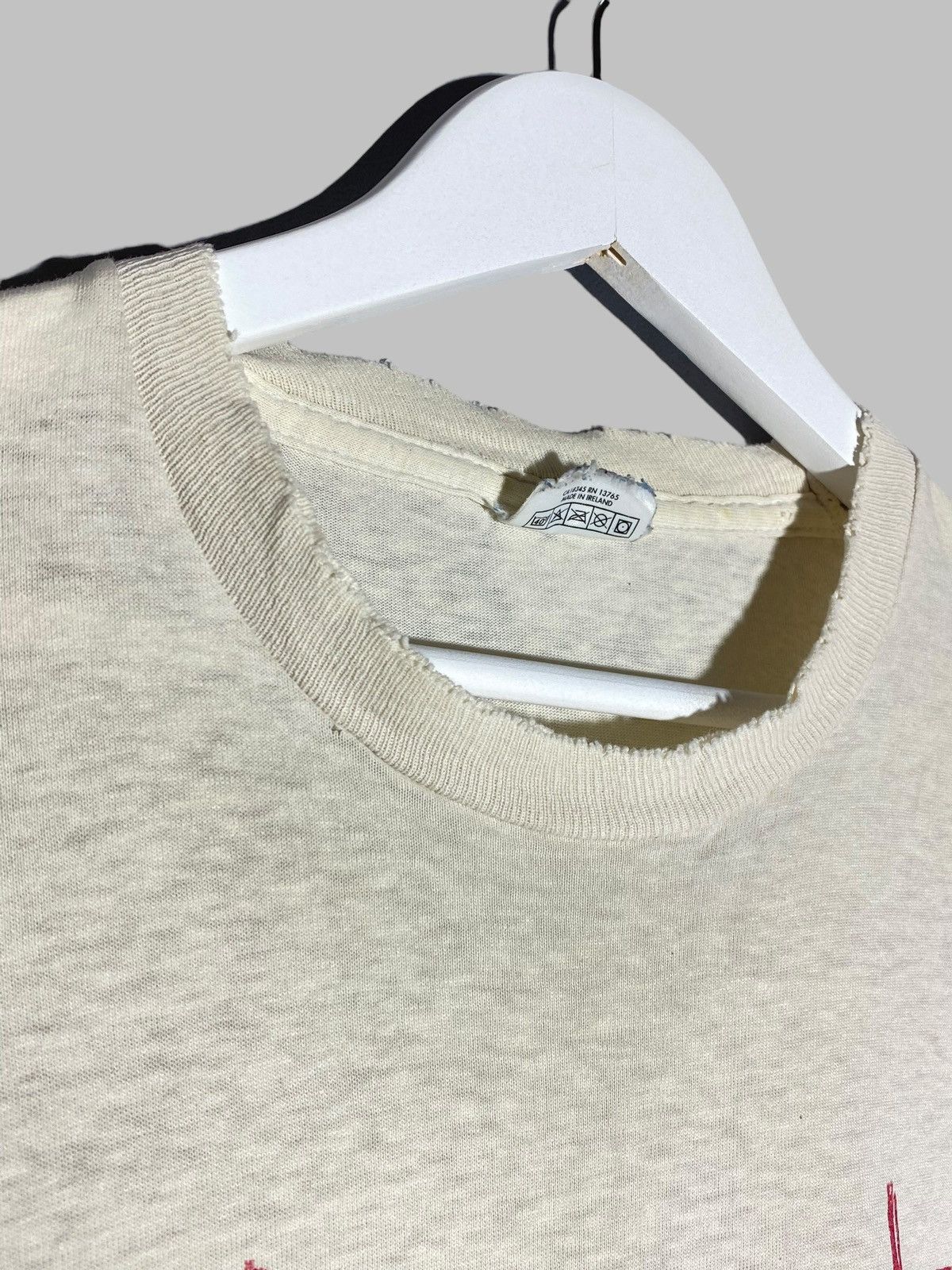 Vintage Vintage 90s Spider Graphic Single Stitch Rare Distressed Tee Size US L / EU 52-54 / 3 - 5 Thumbnail