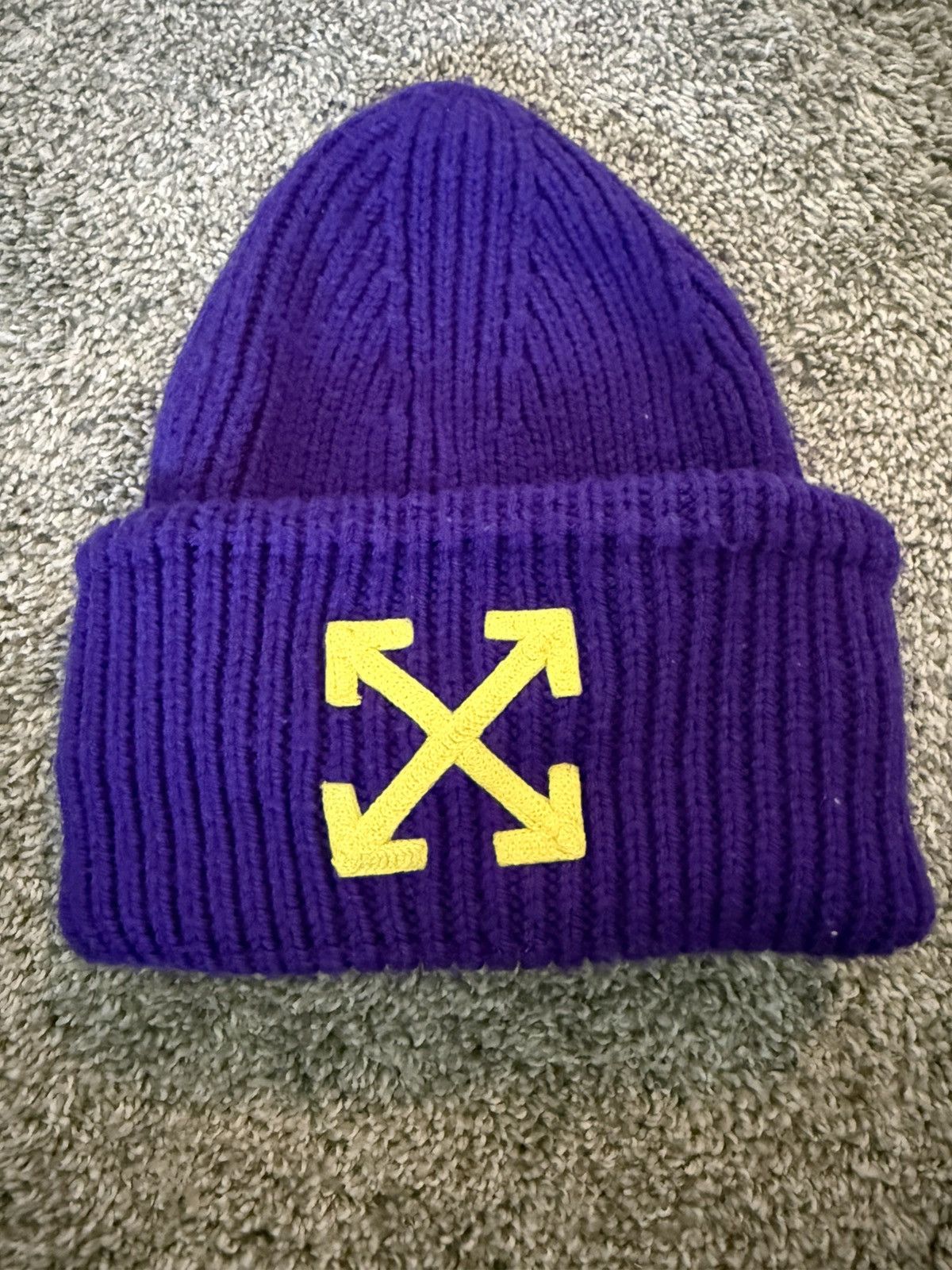 Off-White Off white knitted hat Size ONE SIZE - 1 Thumbnail