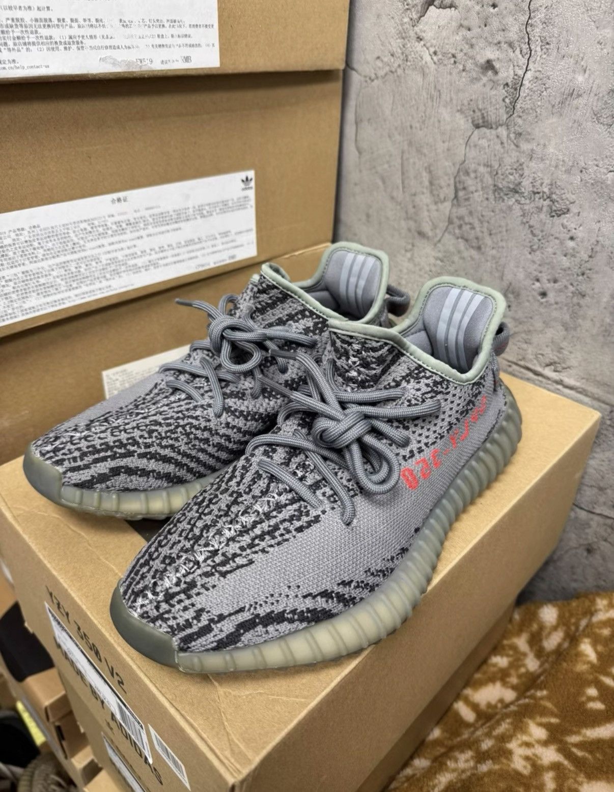 Adidas Adidas Yeezy 350 Beluga AH2203 K37 Size US 9 / IT 39 - 3 Thumbnail