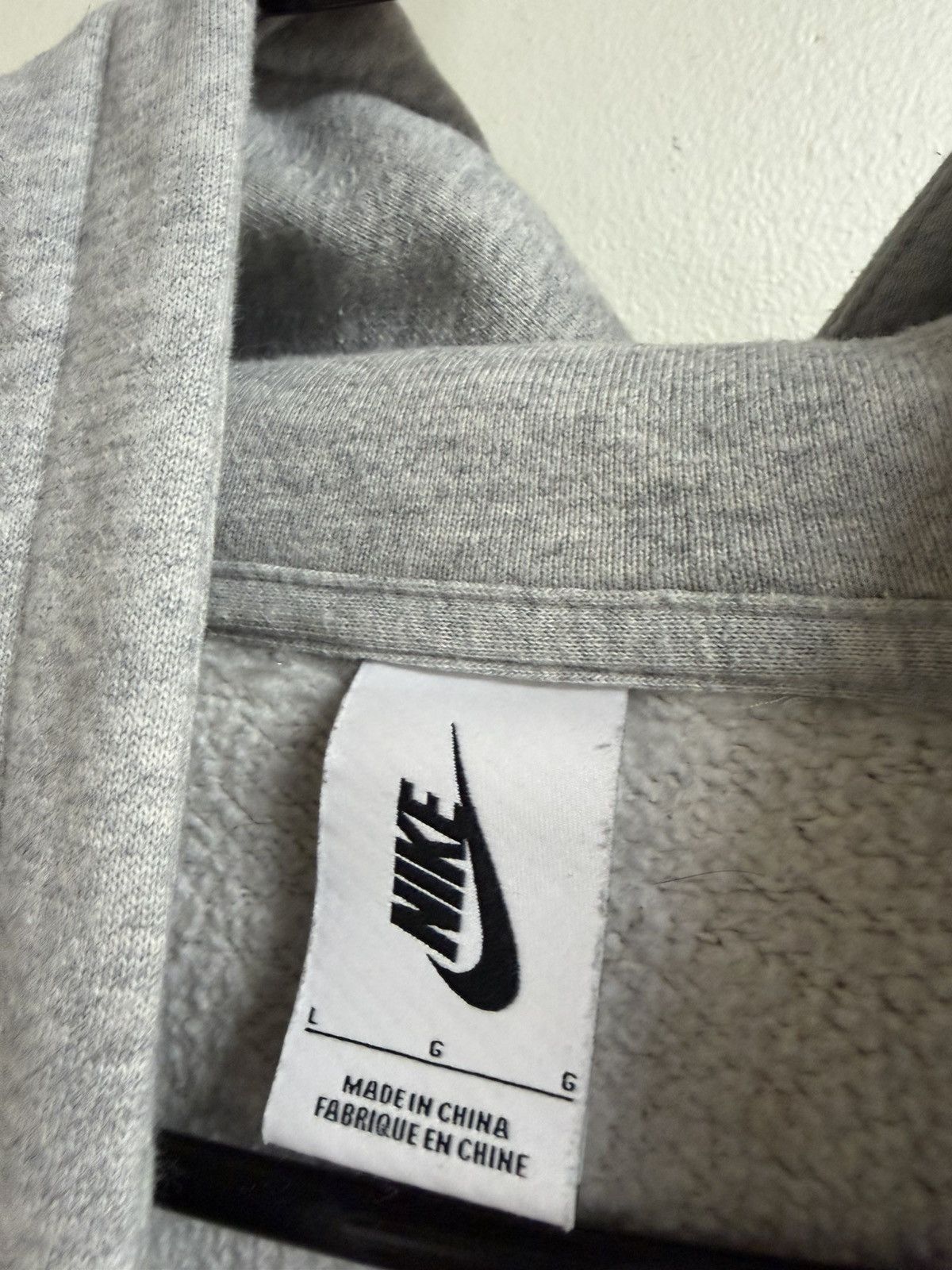 Nike Nike embroidered swoosh hoodie Size US L / EU 52-54 / 3 - 3 Thumbnail
