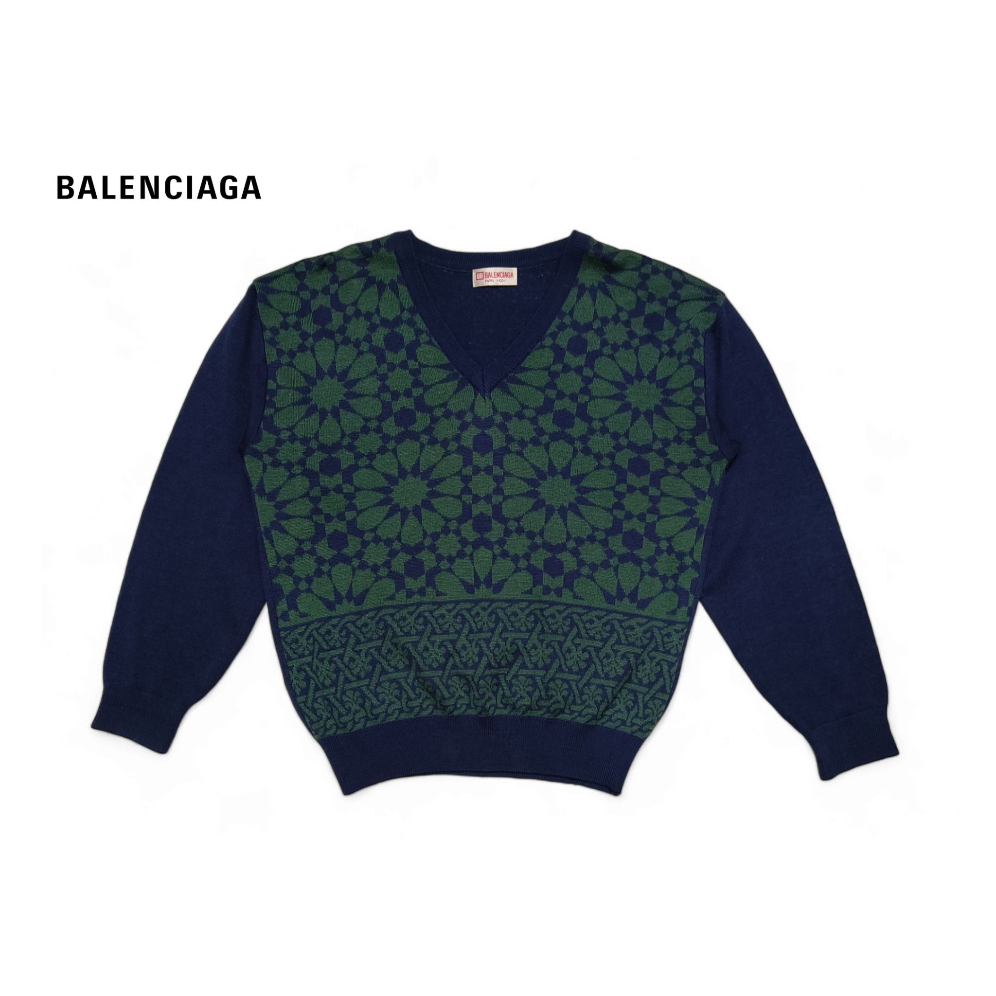 Balenciaga Vintage Balenciaga Paris Old Logo Knitwear Vneck Sweatshirt Size US M / EU 48-50 / 2 - 2 Thumbnail