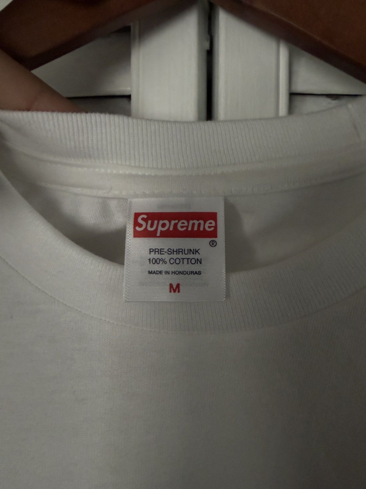Supreme Supreme x spiderman white tee Size US M / EU 48-50 / 2 - 2 Thumbnail