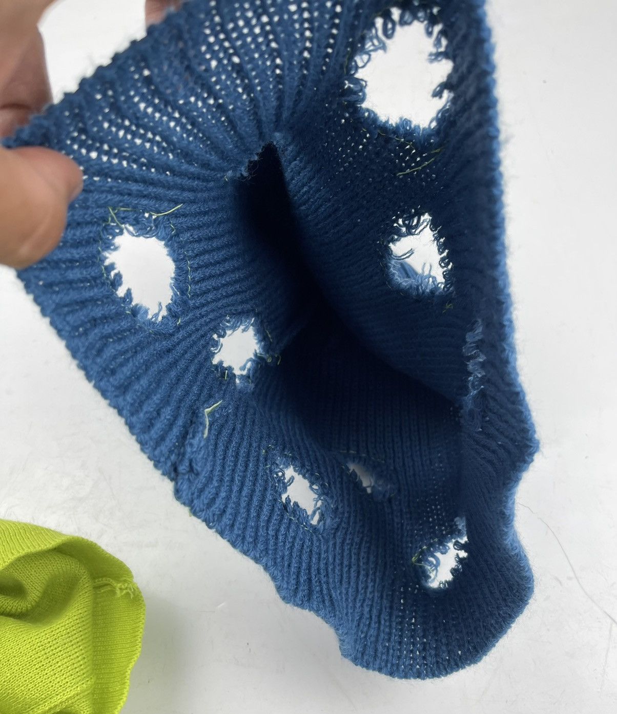 Burton 2 layer distressed beanie hat tc25 Size ONE SIZE - 8 Thumbnail