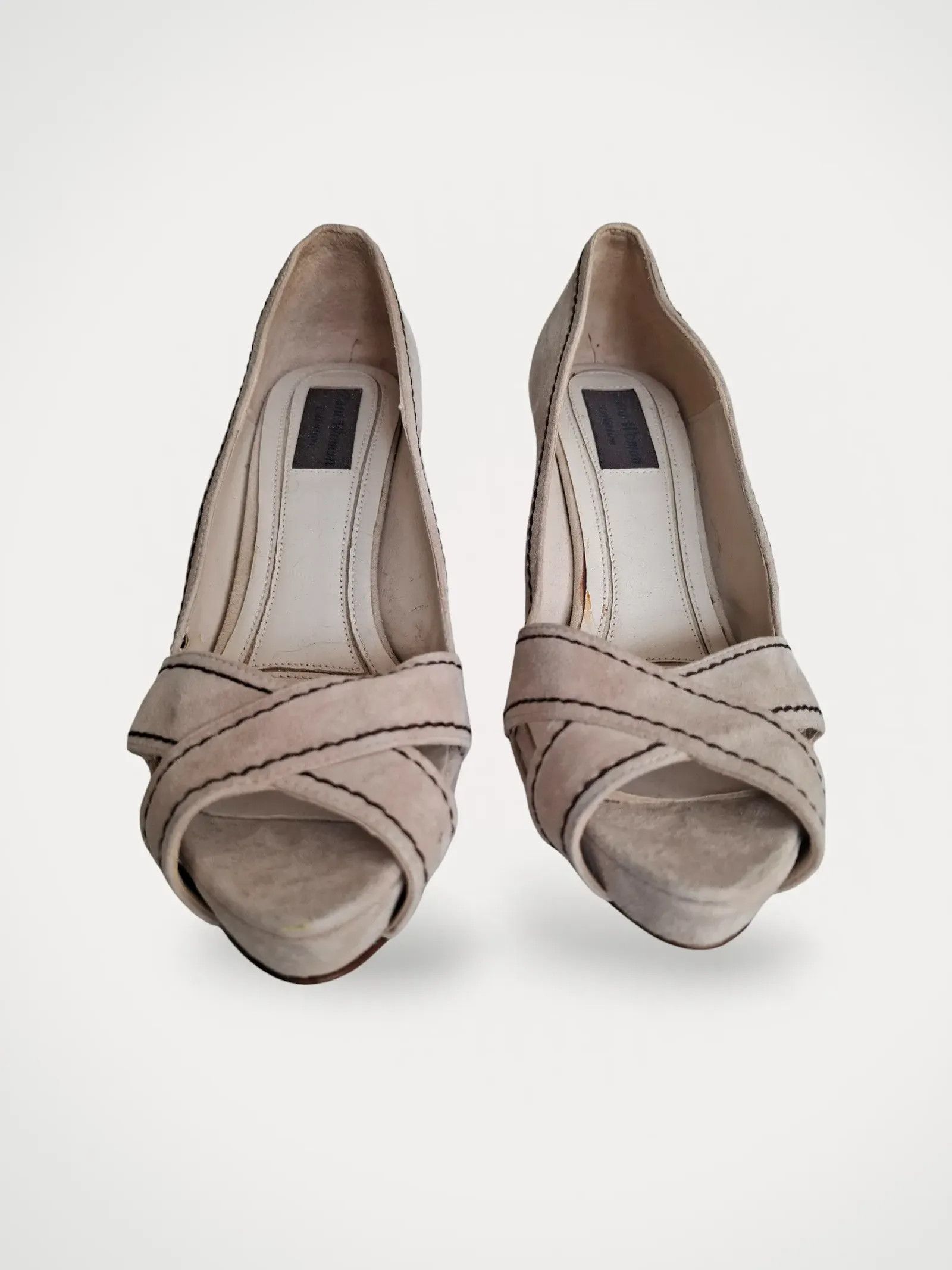 Zara ZARA HEART DETAIL LACE UP SANDALS | Grailed