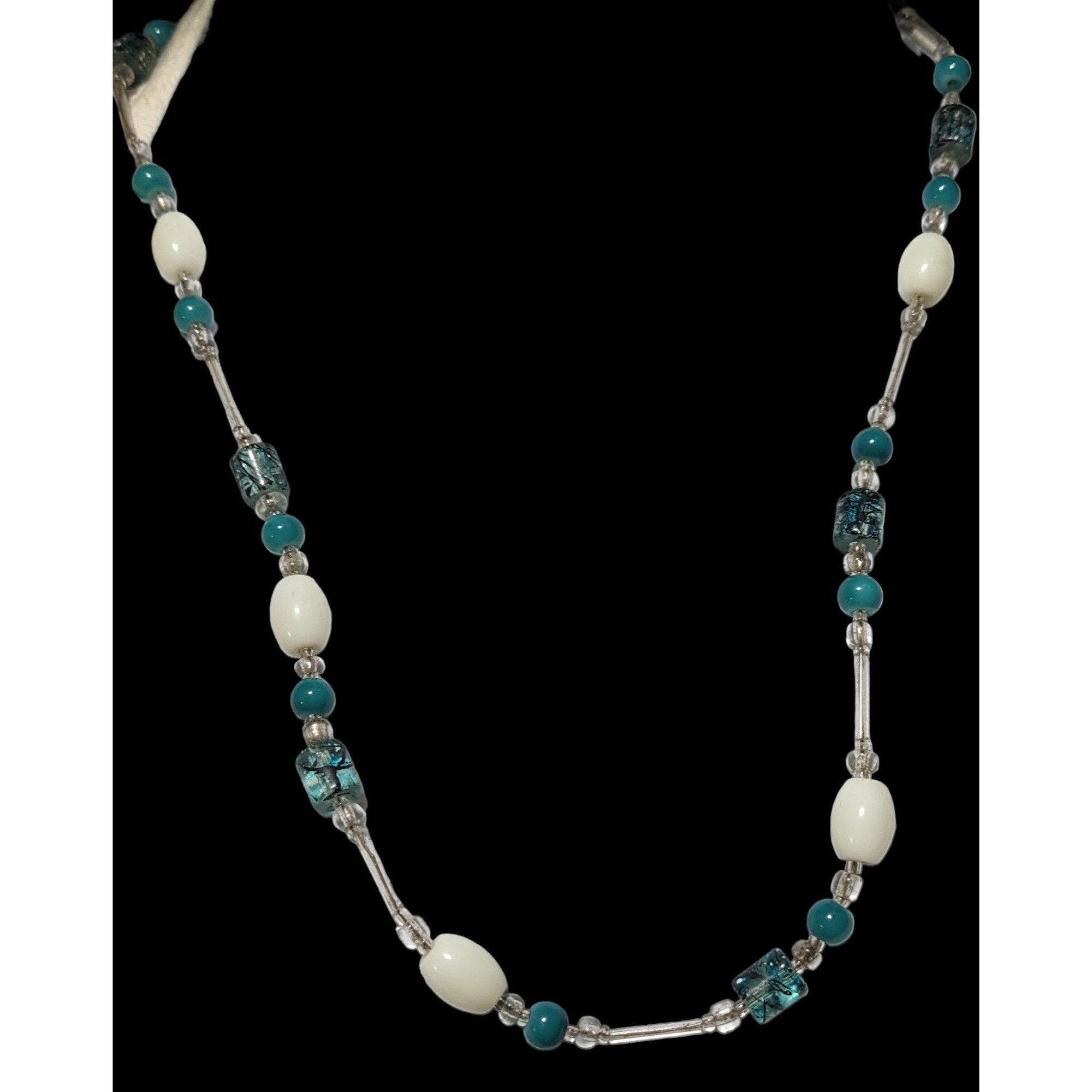 Other Blue And White Glass Beaded Toggle Necklace Size ONE SIZE - 3 Thumbnail