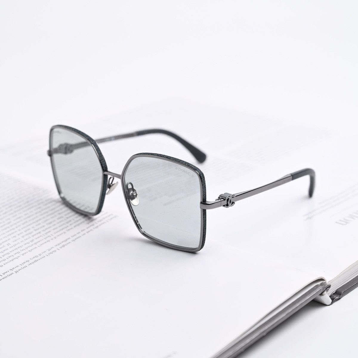Chanel CHANEL 0CH4288Q C10887 SUNGLASSES Size ONE SIZE - 1 Thumbnail