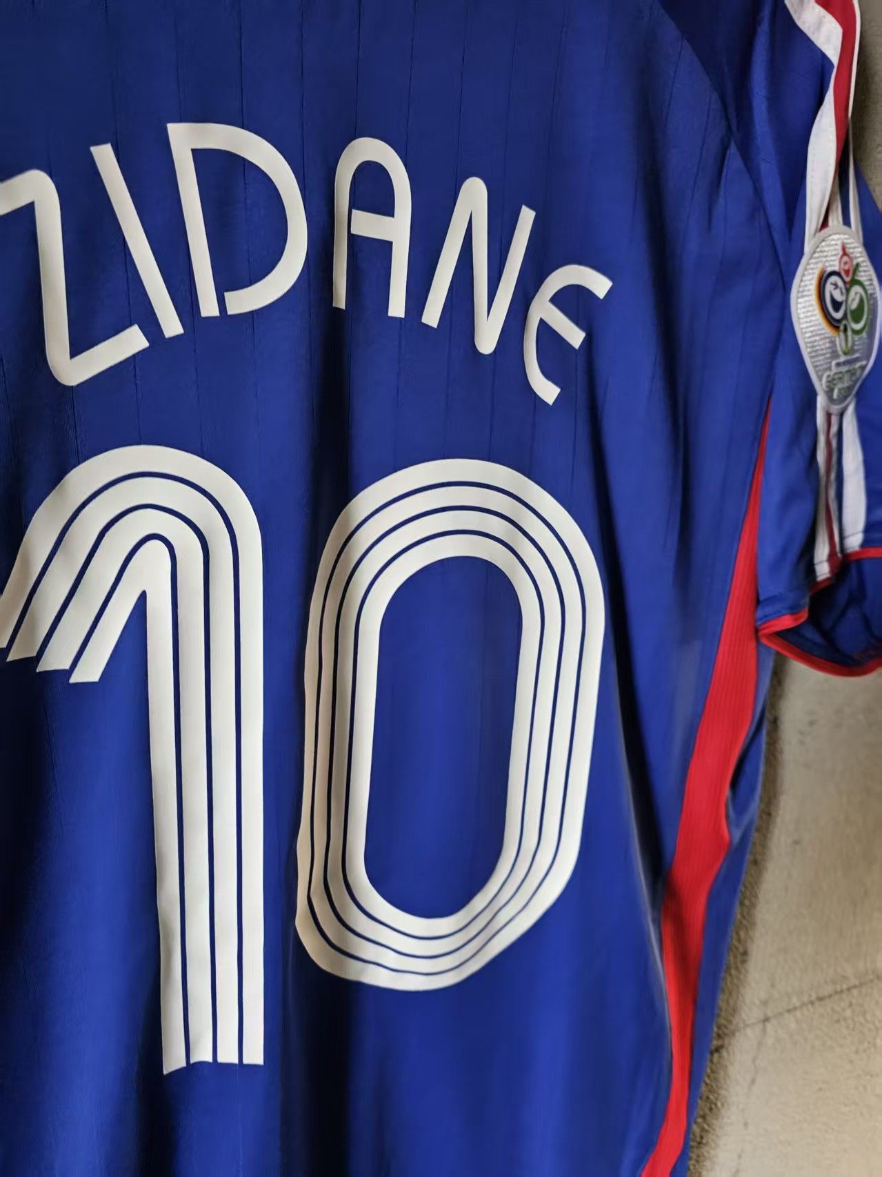 Other 2006 France #10 Zidane Jersey Home Size US L / EU 52-54 / 3 - 4 Thumbnail