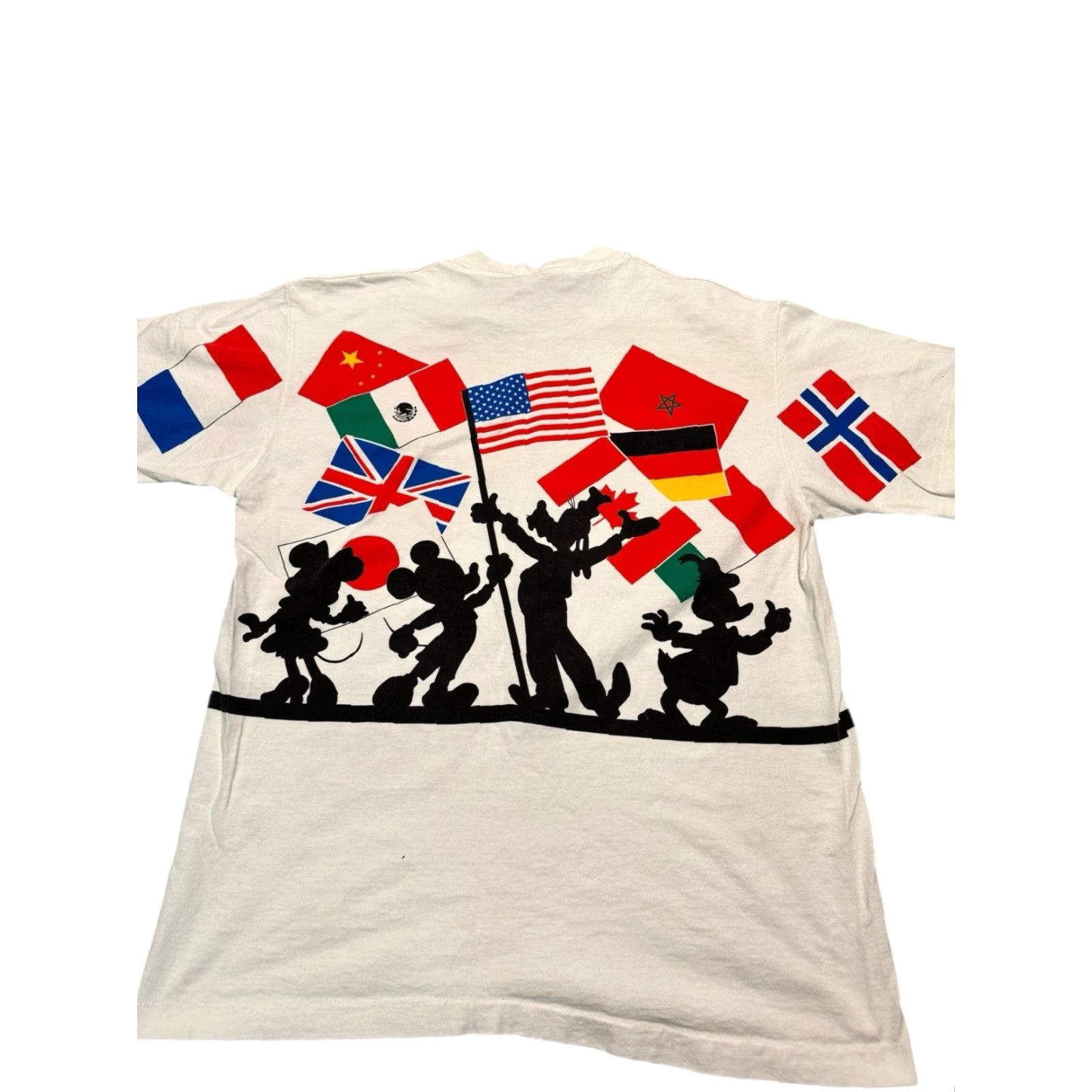 Disney VINTAGE 90s Walt Disney World EPCOT Center T-Shirt AOP Flags XL Mickey Minnie Goofy Donald Duck Disney Designs Shirt Mens White Size US XL / EU 56 / 4 - 7 Thumbnail