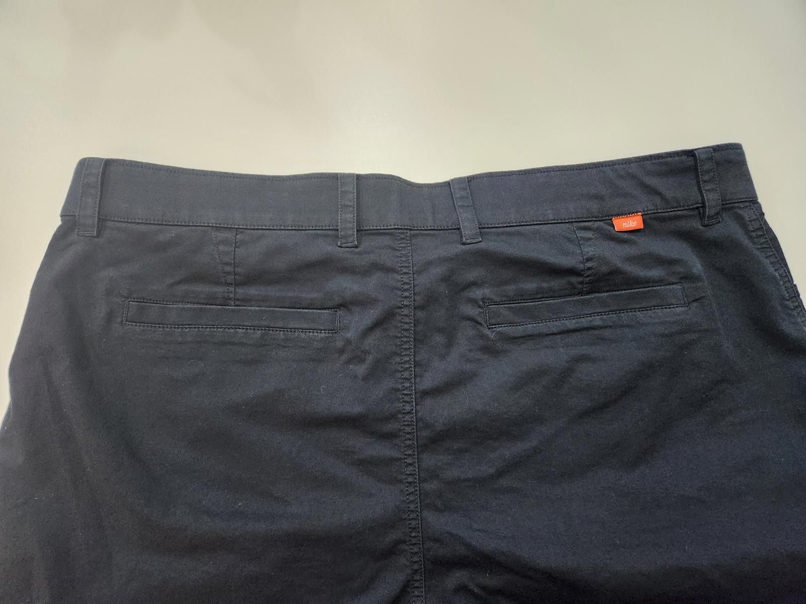 Nike Nike Dri-Fit UV UPF40+ Chino Golf Shorts Men 38 Black Size US 32 / EU 48 - 5 Thumbnail
