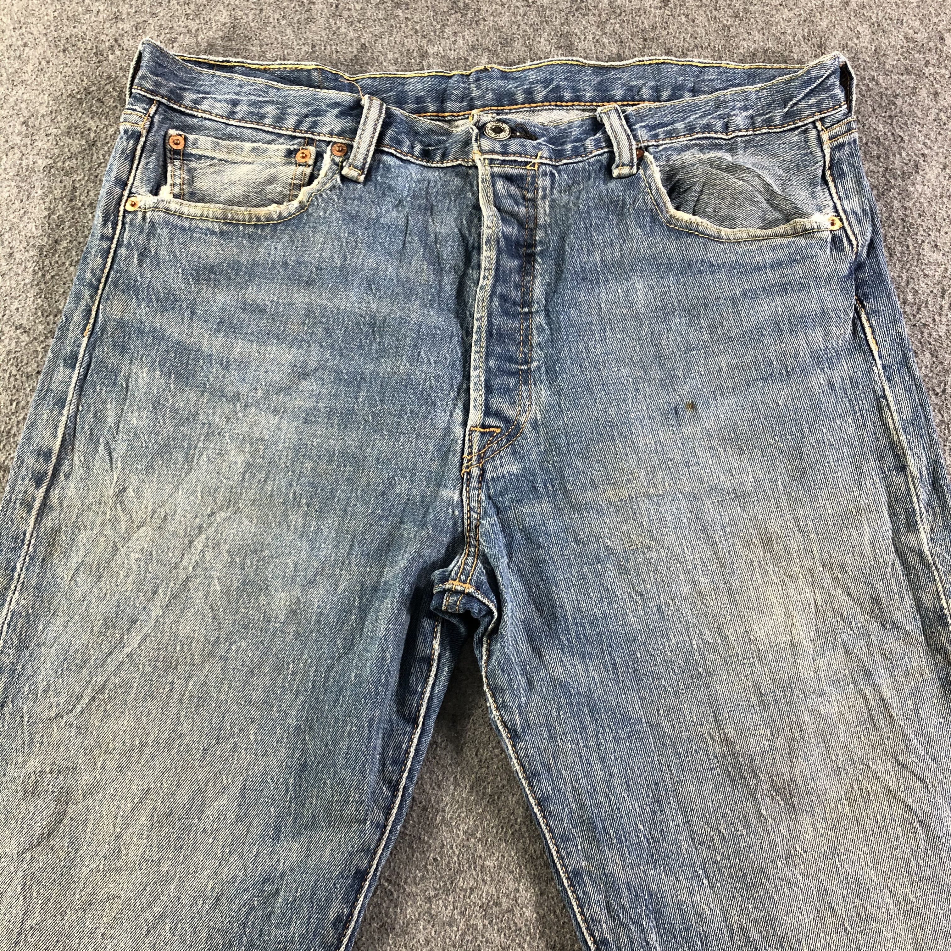 Levi's Vintage Blue Wash Levis 501 Jeans-J3080 Size US 36 / EU 52 - 3 Thumbnail